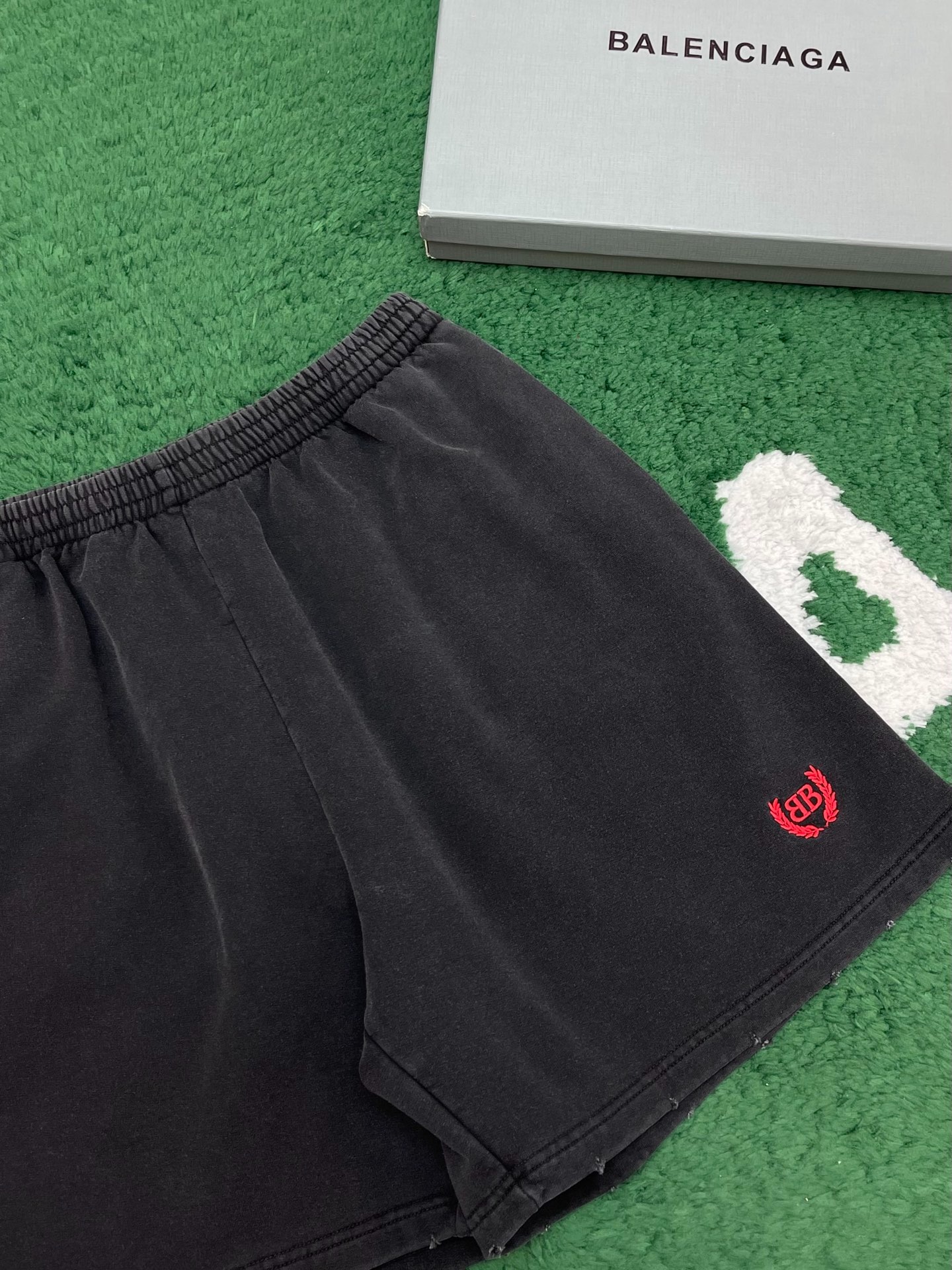 641618bb12676.jpg