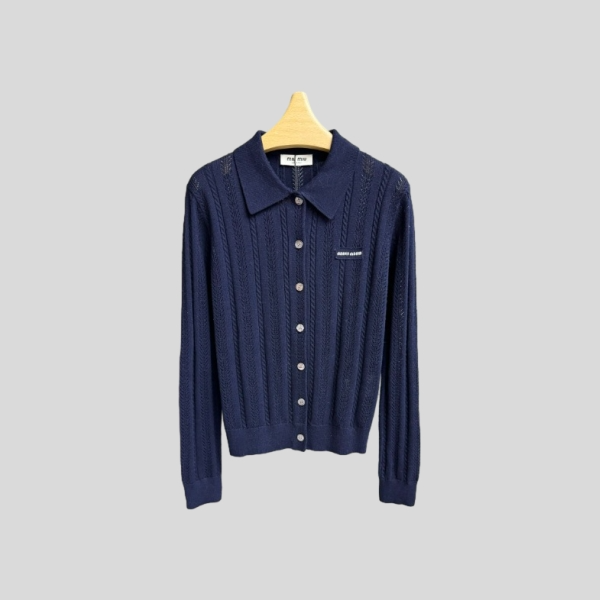 미우미우 할로우 니트 가디건