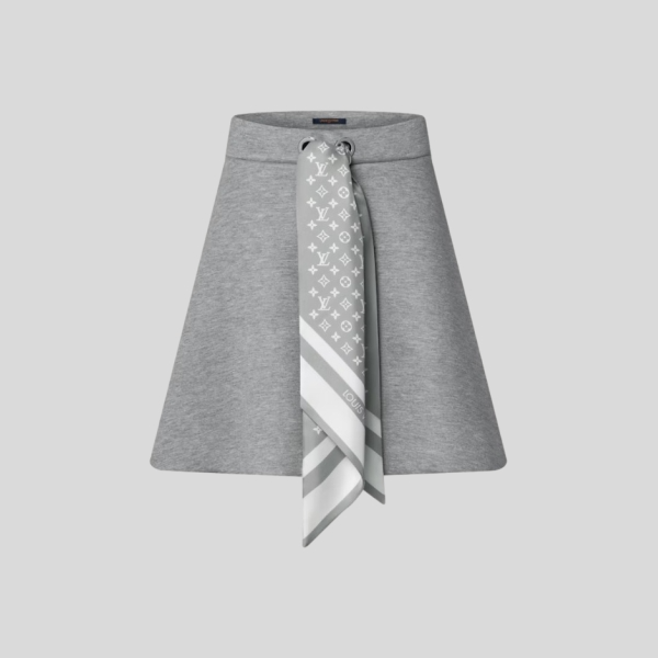 루이비통 크롭드 모노그램 스카프 후디&스커트