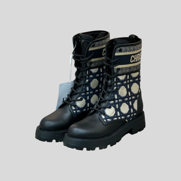 디올 D-Major 앵클 부츠