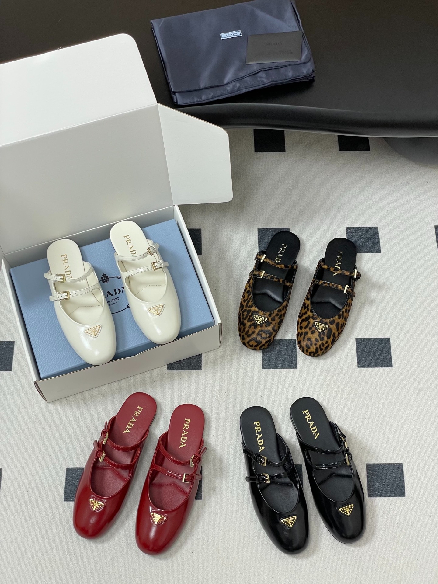 프*다 25S 신상 에나멜 메리제인 플랫