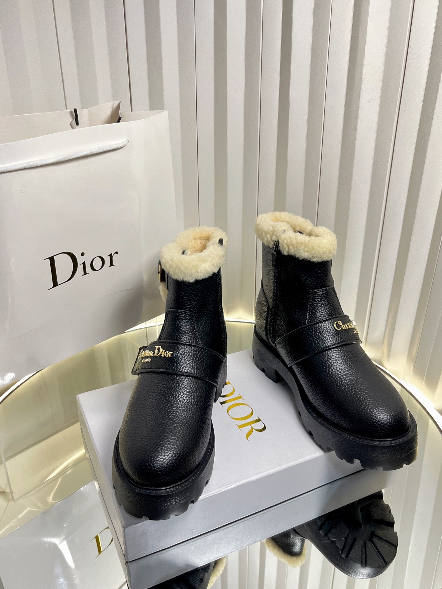 디* 25 신상 D-Major 퍼 여성부츠