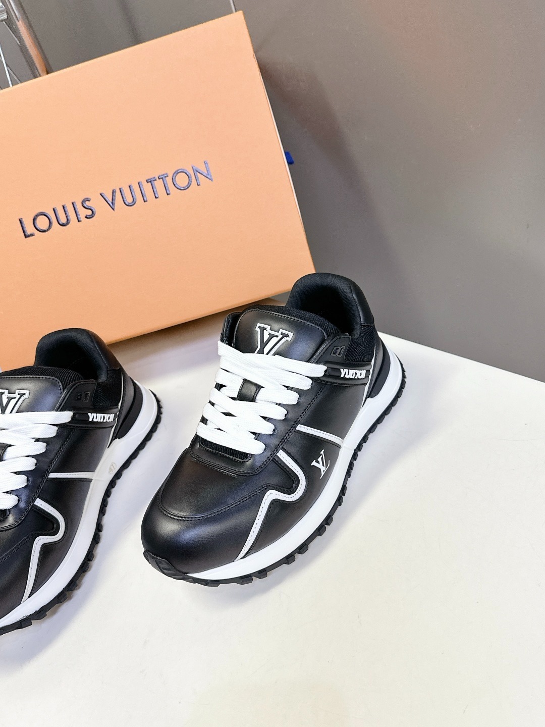 루*비통 맥시 커플 운동화