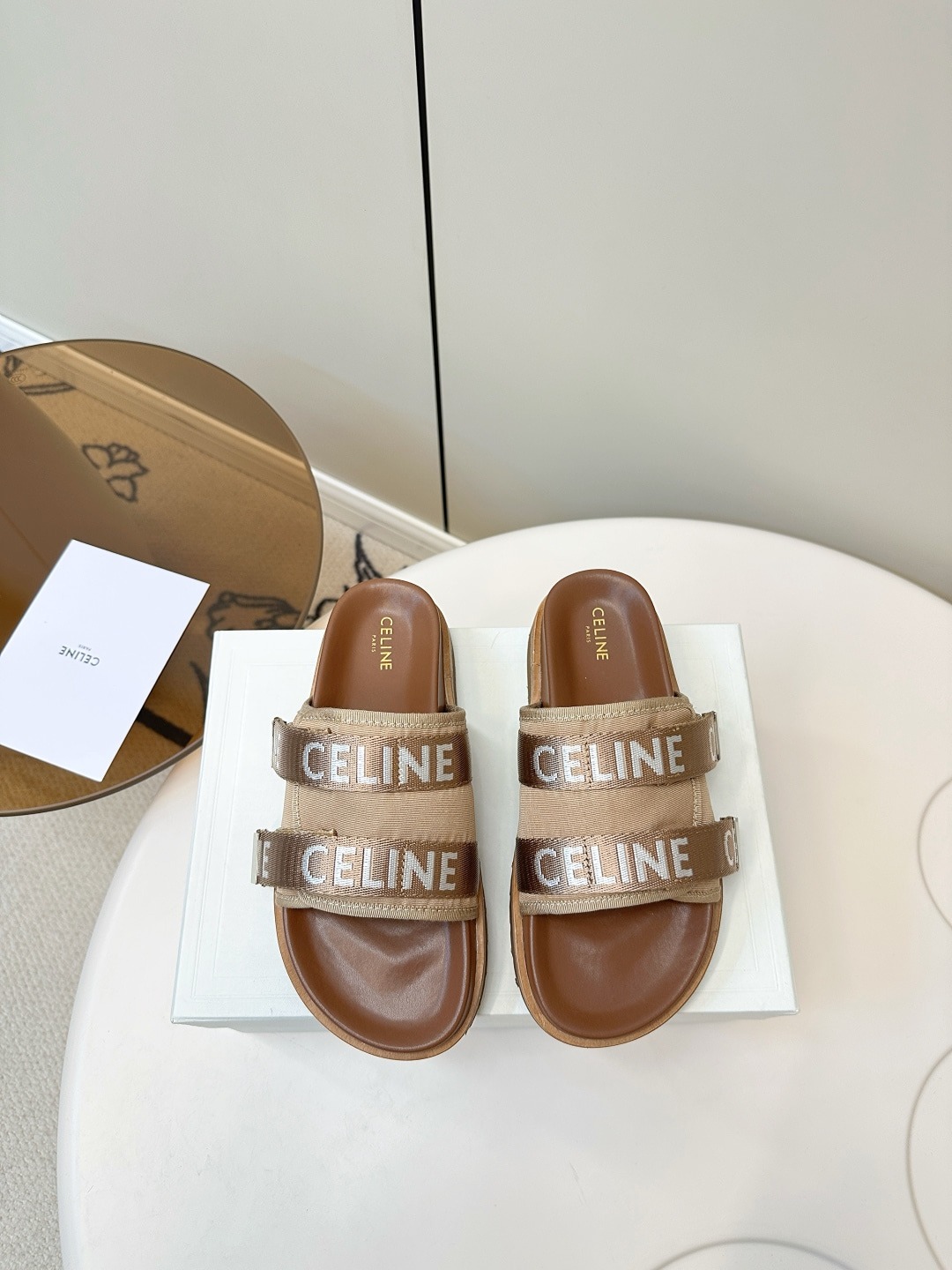 셀*느 25ss 여름 신상 벨크로 비치 슬리퍼