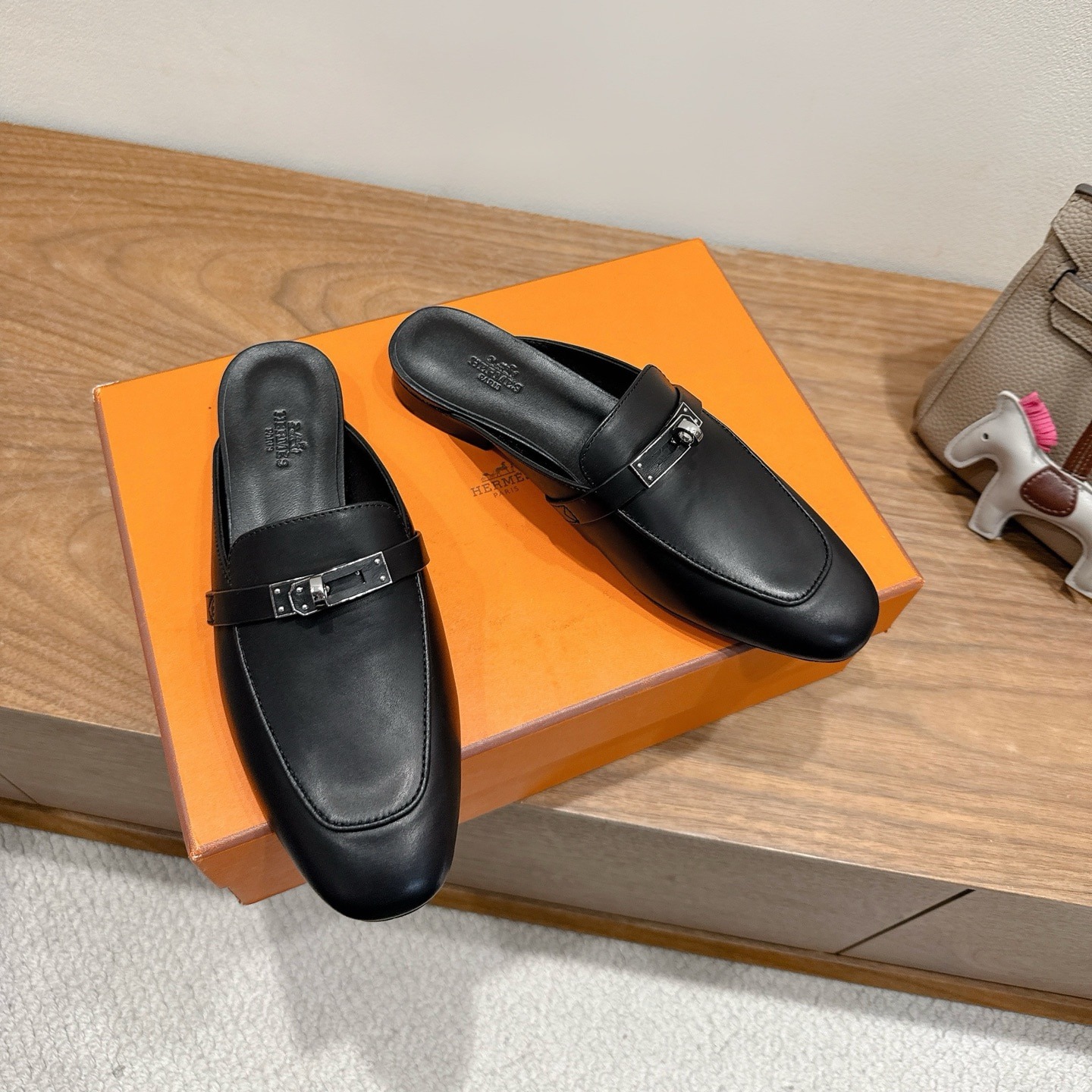 에*메스 25 신상 오즈 뮬