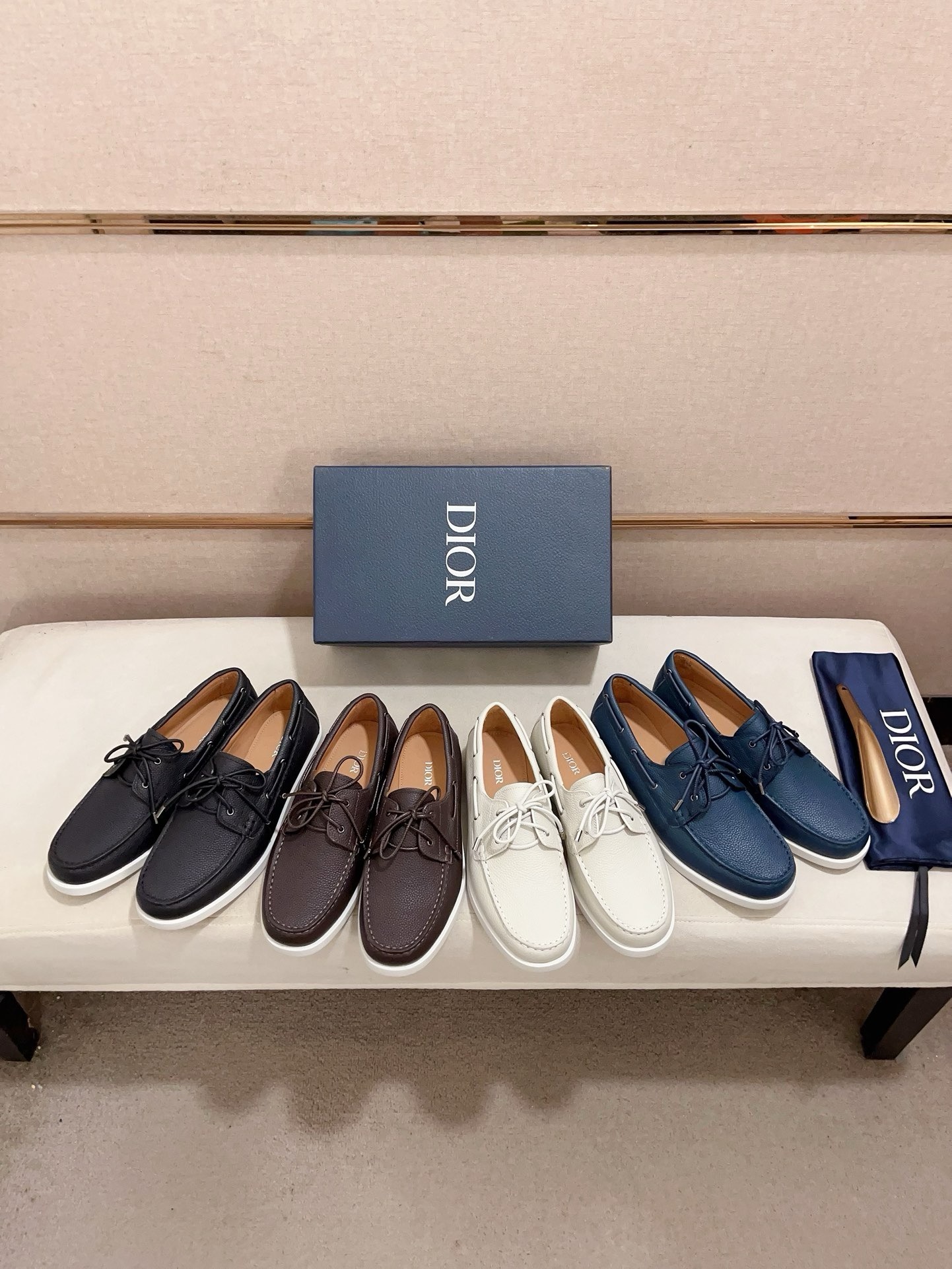 디* 25 신상 로퍼