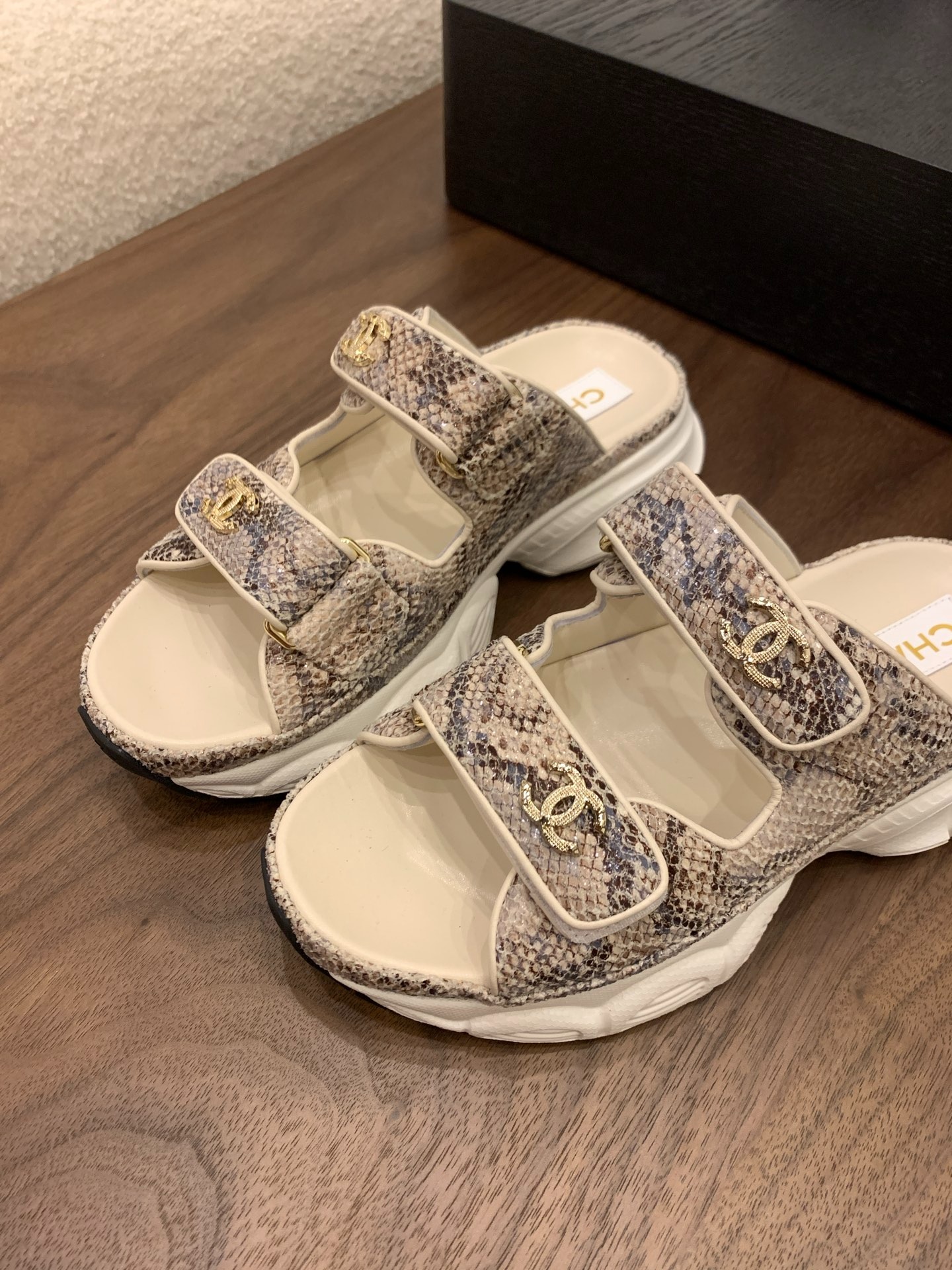 샤* 25C 신상 통굽 벨크로 슬리퍼