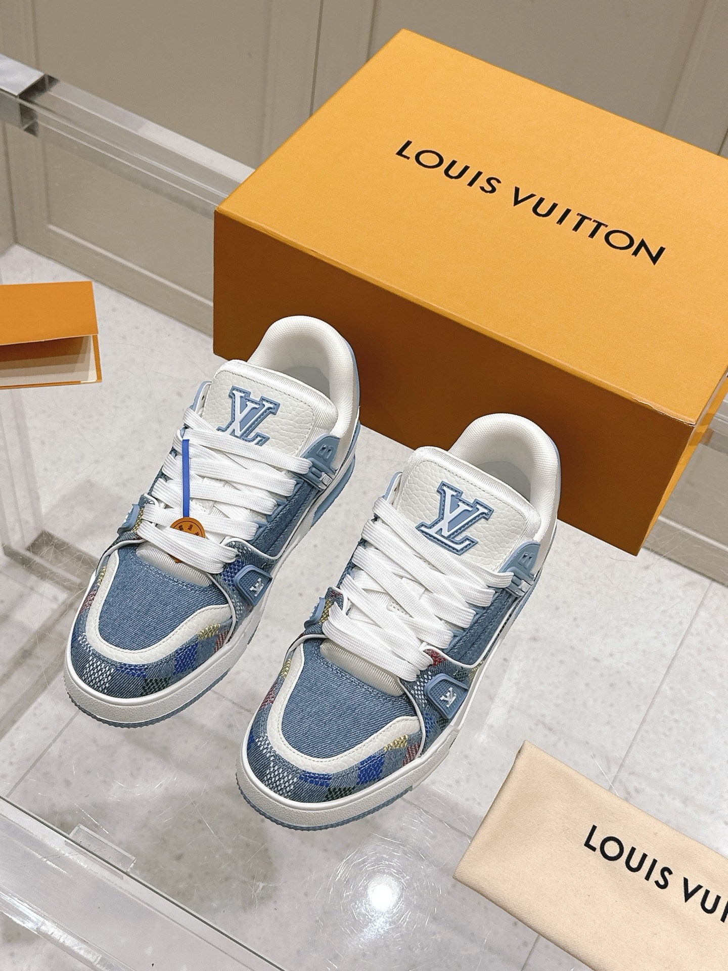 루*비통 커플 캐주얼 스니커즈 보드화