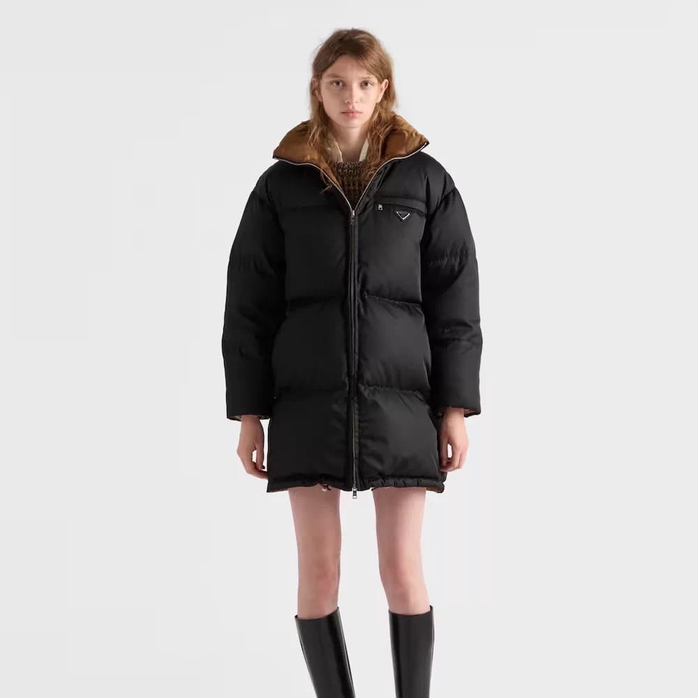 프*다 25Fw 신상 삼각 로고 패딩