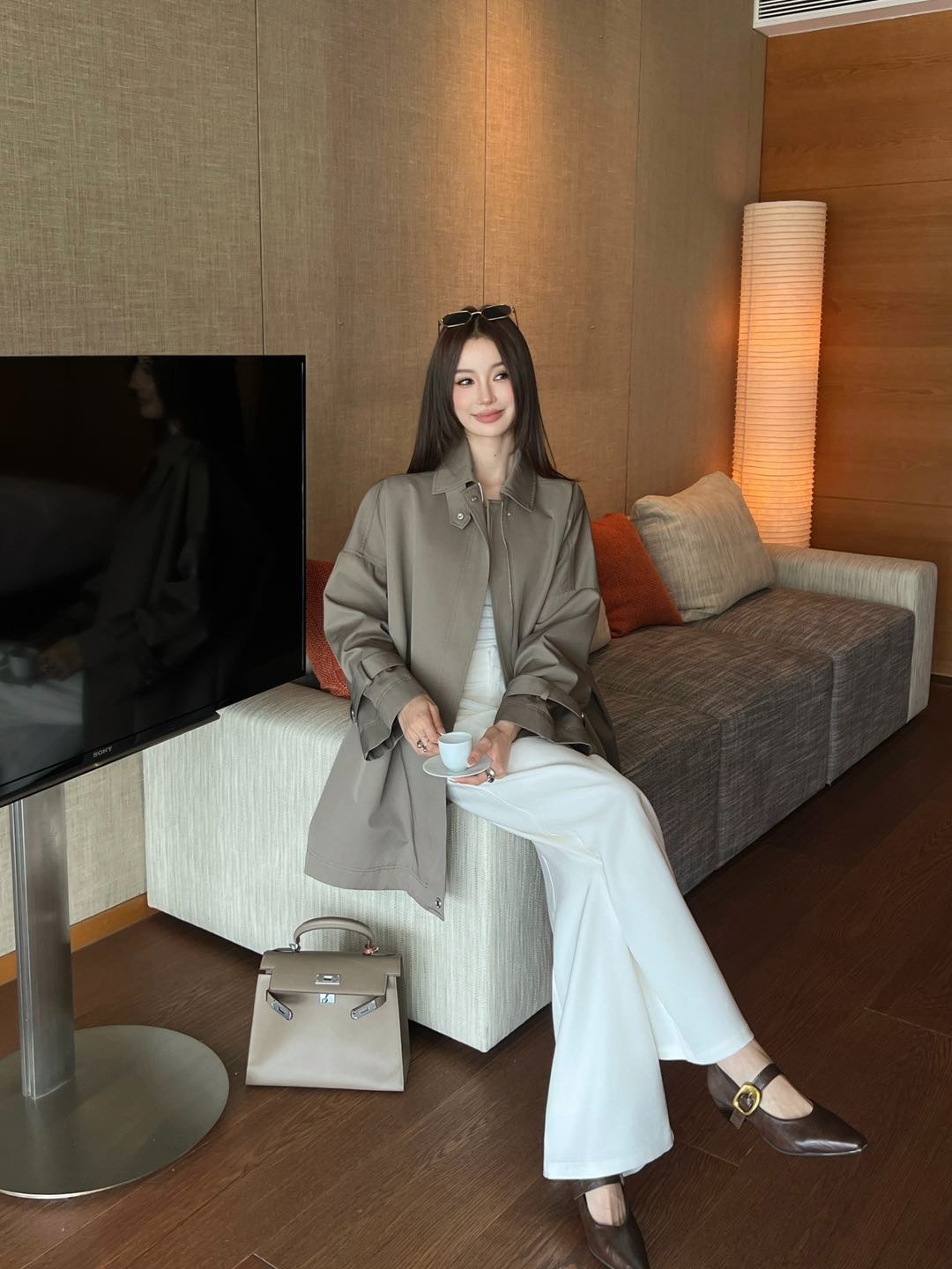 에*메스 25 신상 터틀넥 하프 트렌치 코트