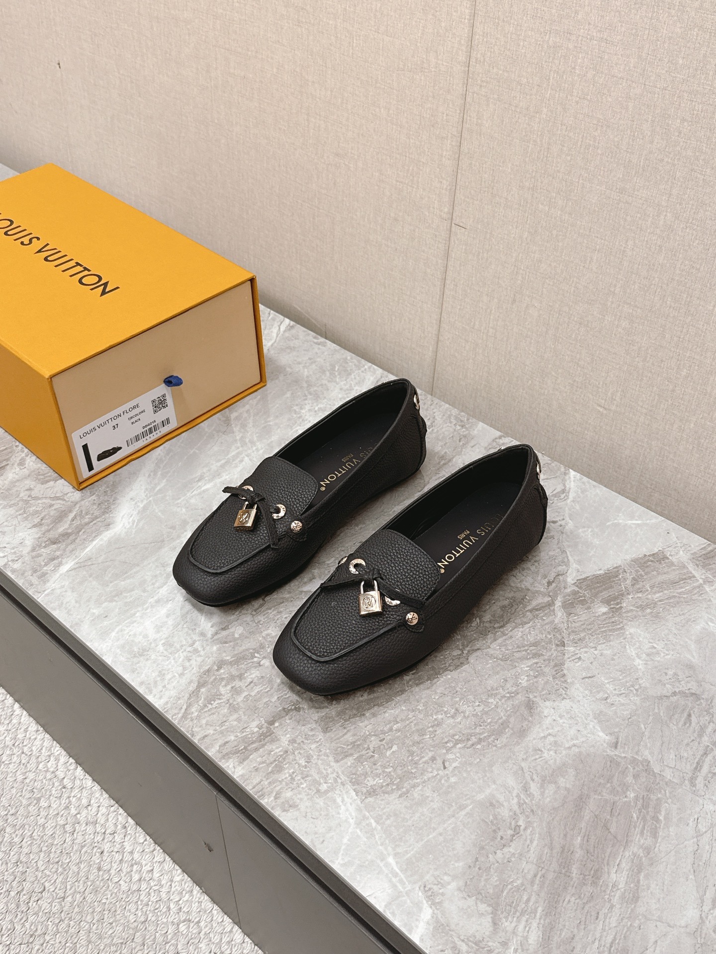 루*비통 신상 로퍼