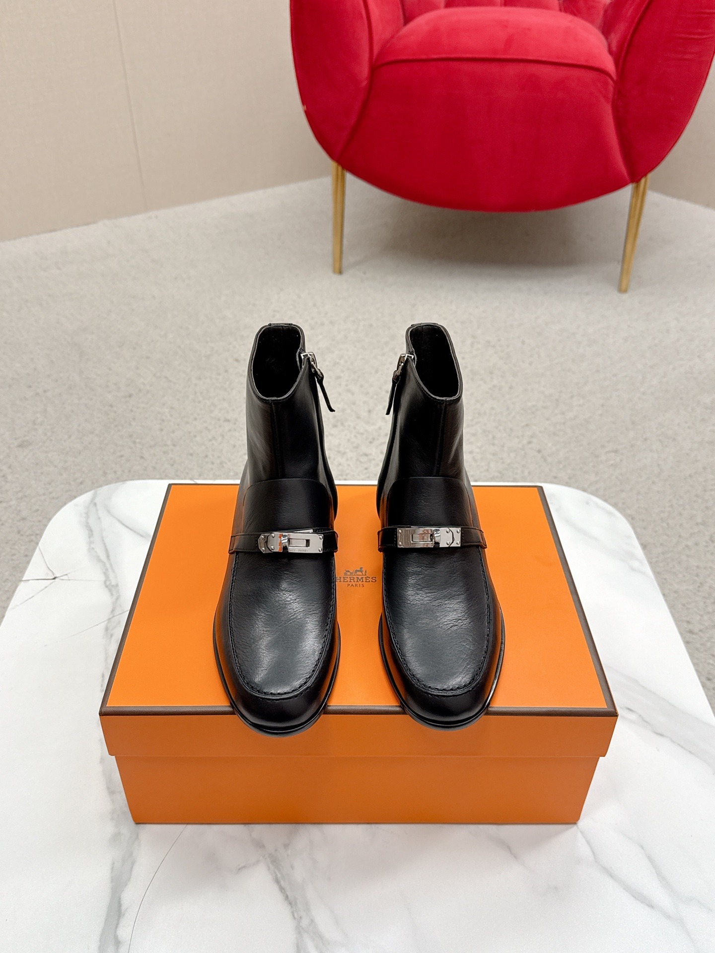 에*메스 25WF 신상 켈리 버클 플랫 부츠