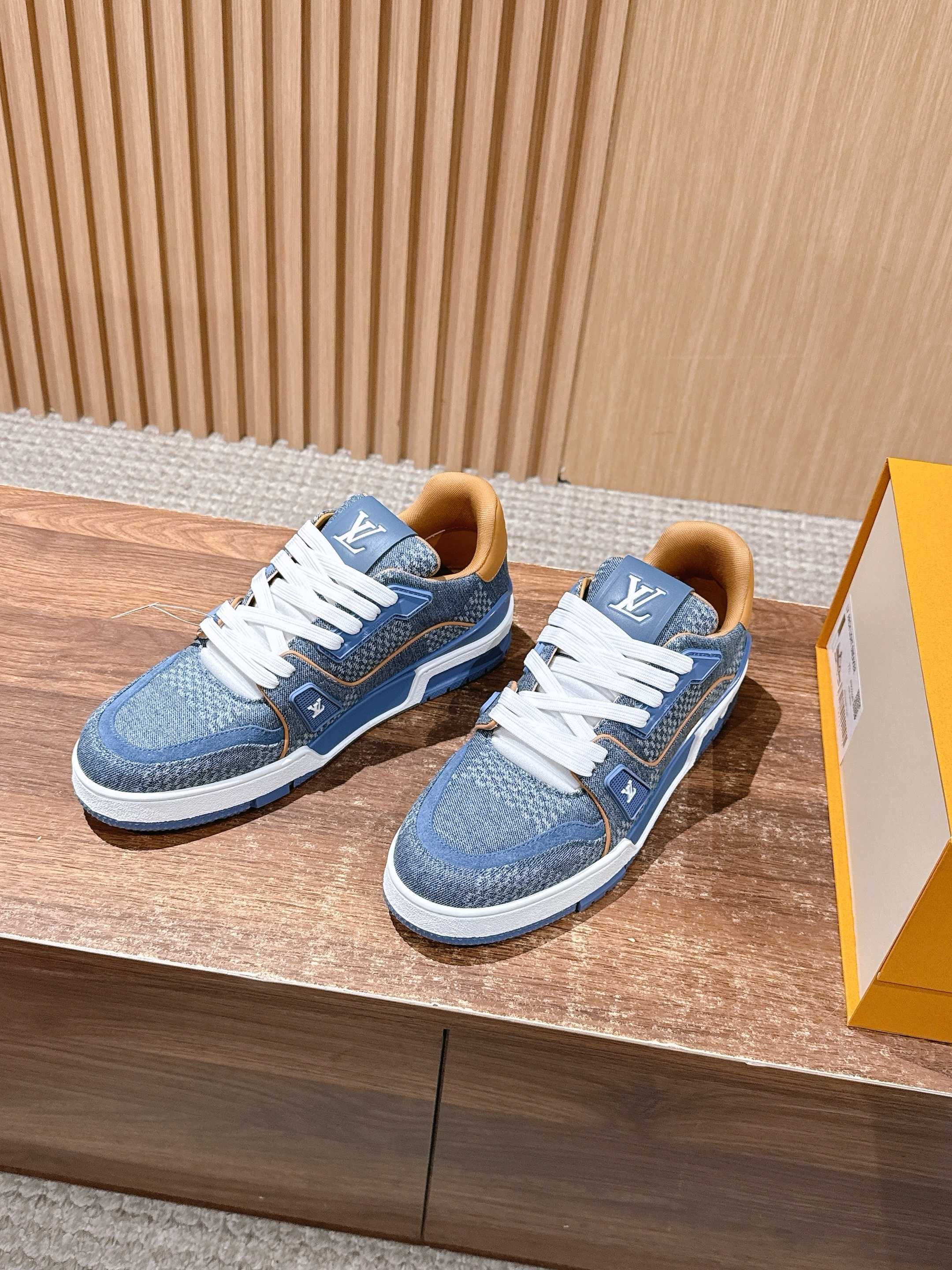 루*비통  스니커즈