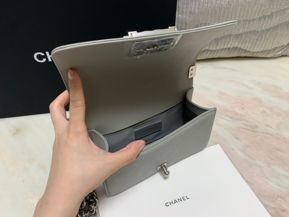 샤* 보이백 미듐 A67086 