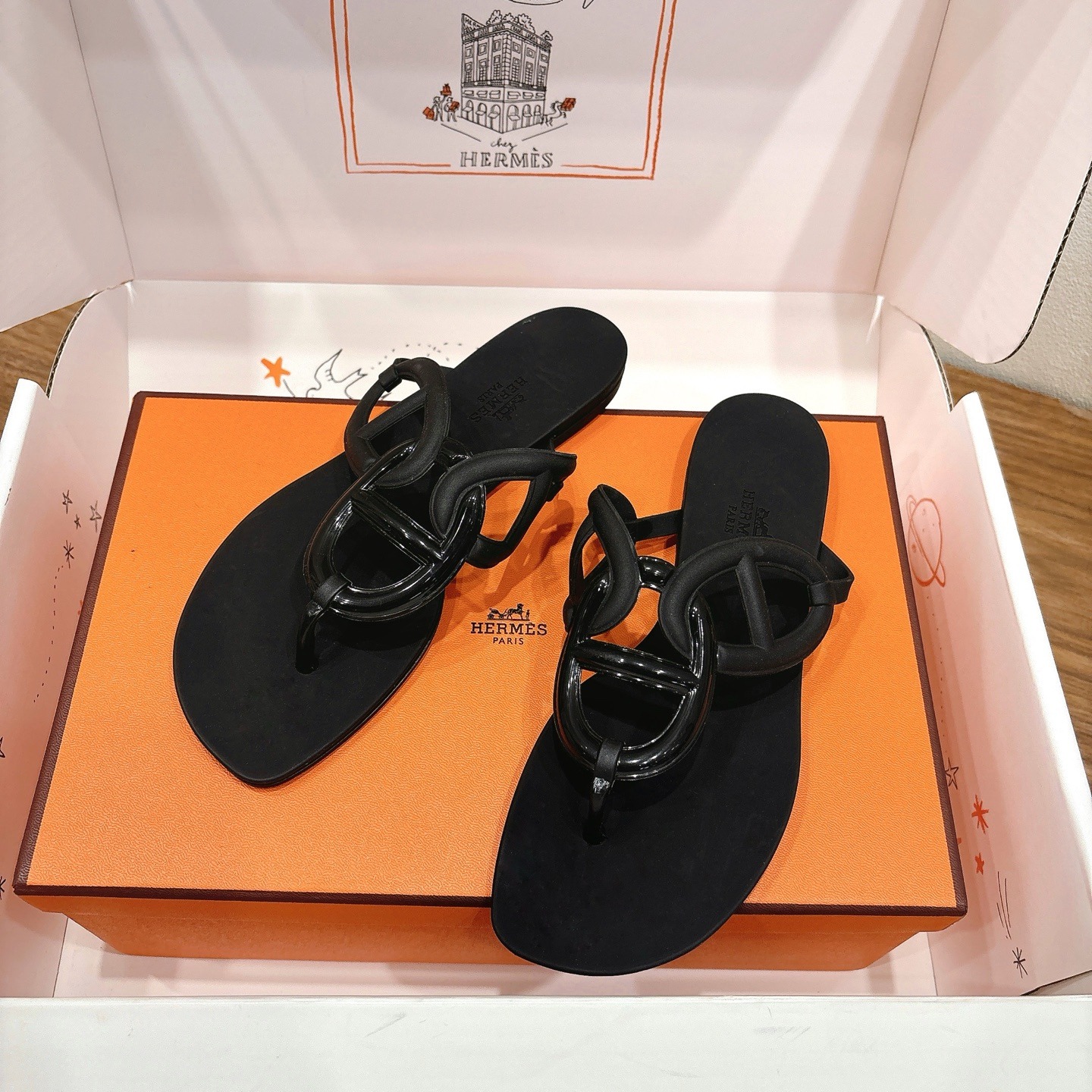 에*메스 2025 신상 쪼리