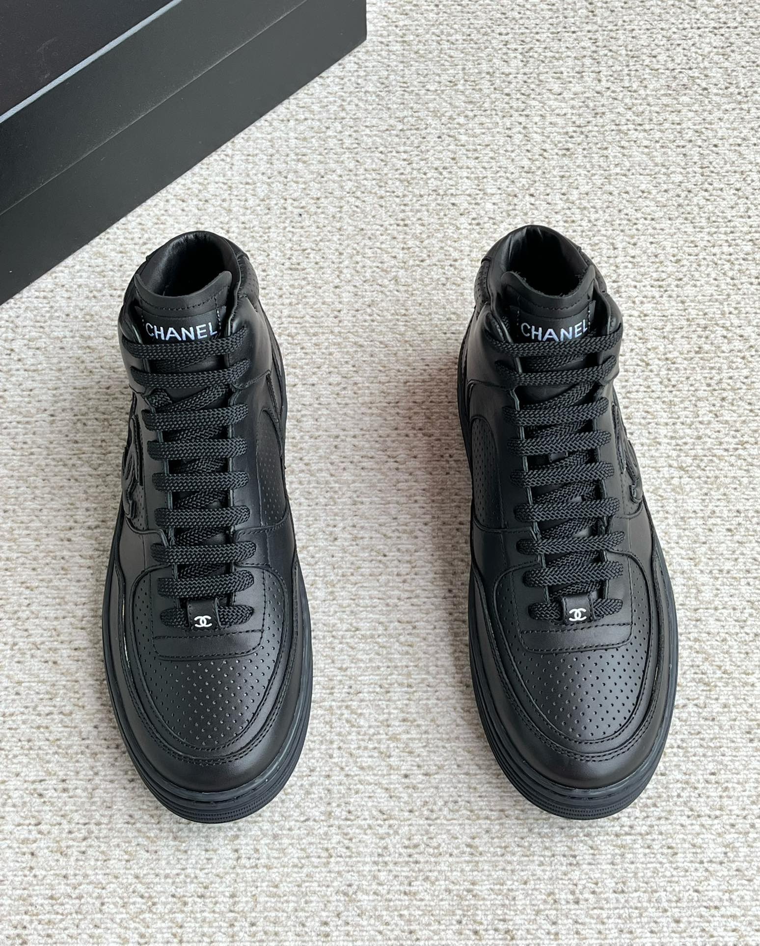 샤* 카프스킨 남성 스니커즈