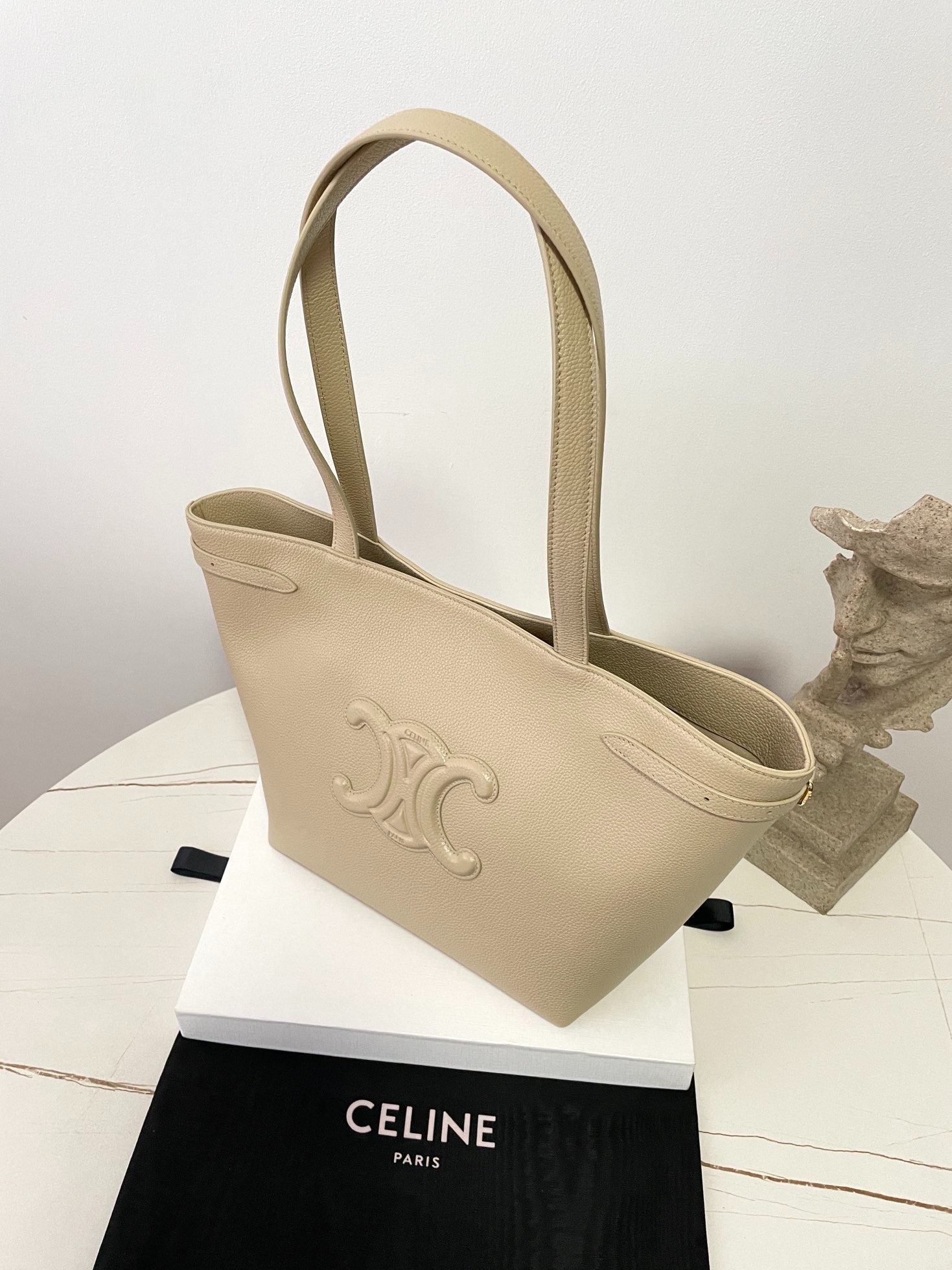 셀린느 퀴르 트리옹프 아나이스 카바스 스몰 백