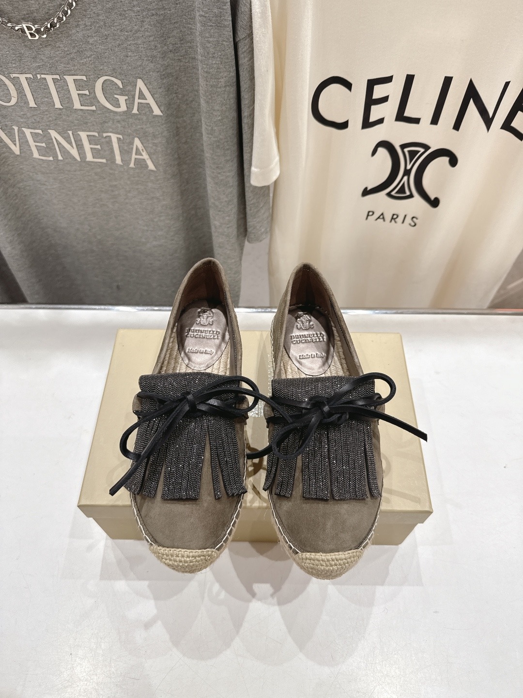 브*넬로 쿠치넬리 신상 로퍼