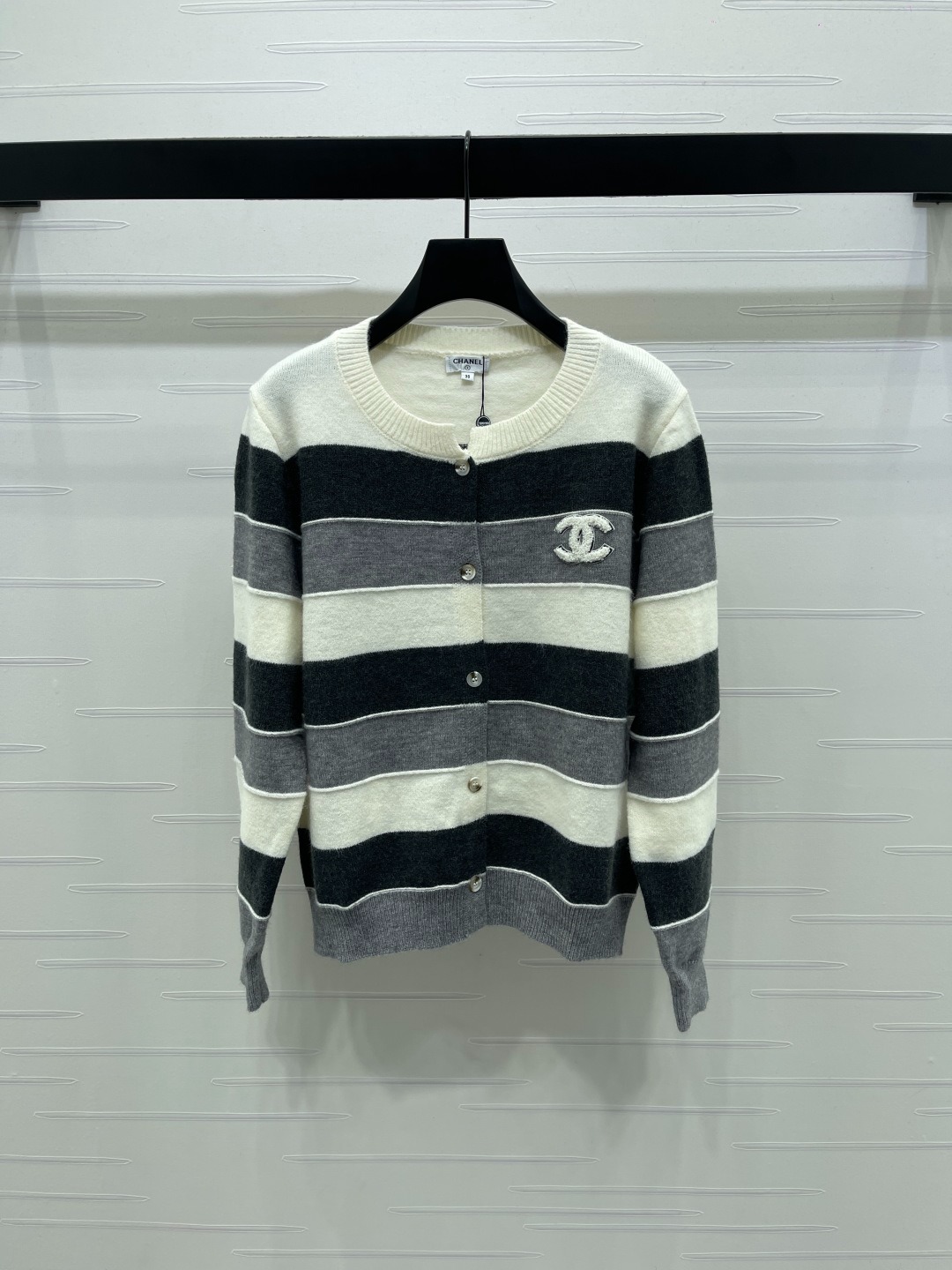 샤* 25년 신상 스트라이프 카디건