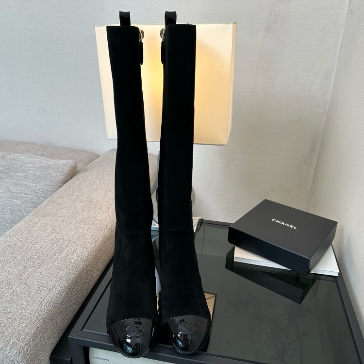 샤넬 스웨이드 롱부츠