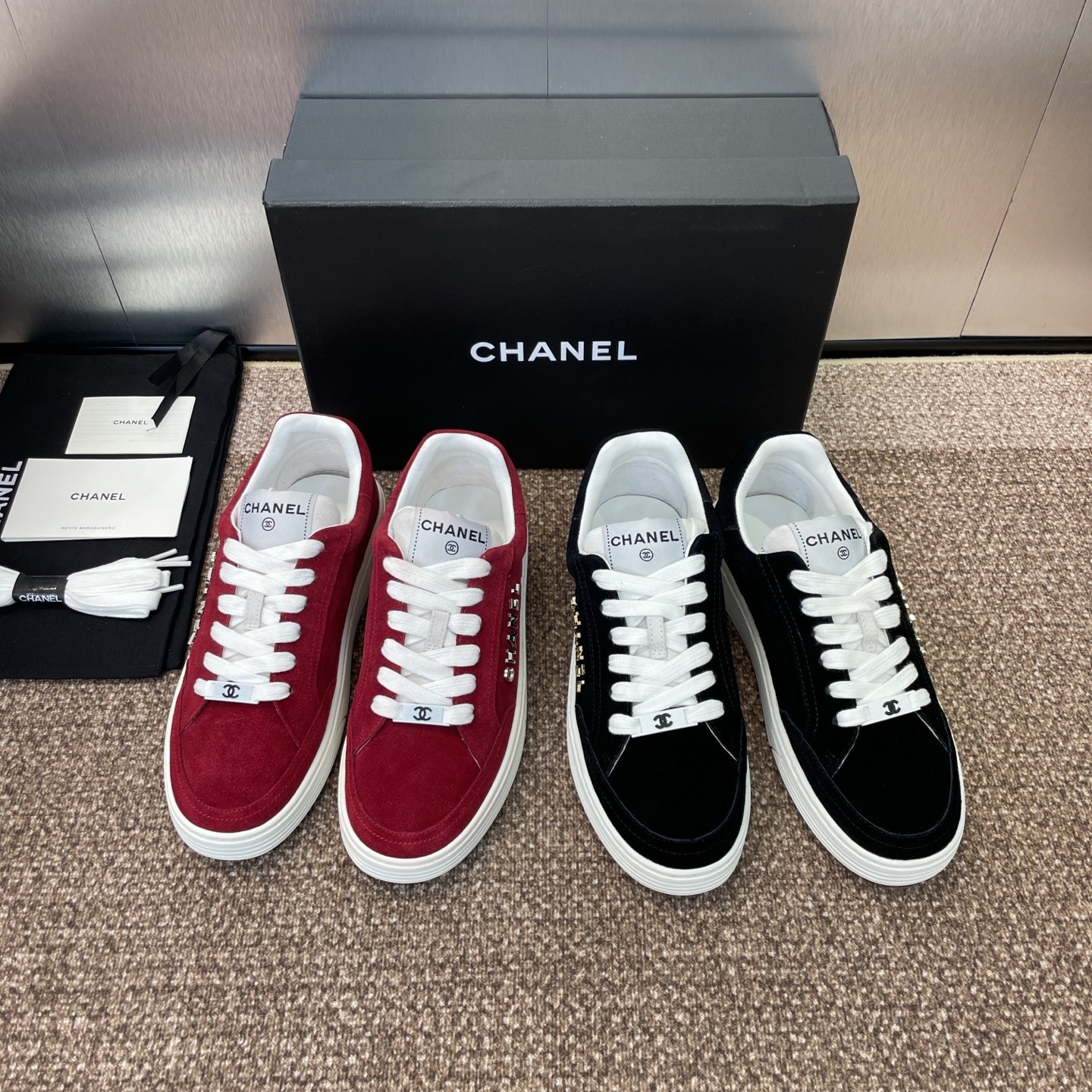 샤* 신상 클래식 스트랩 스니커즈