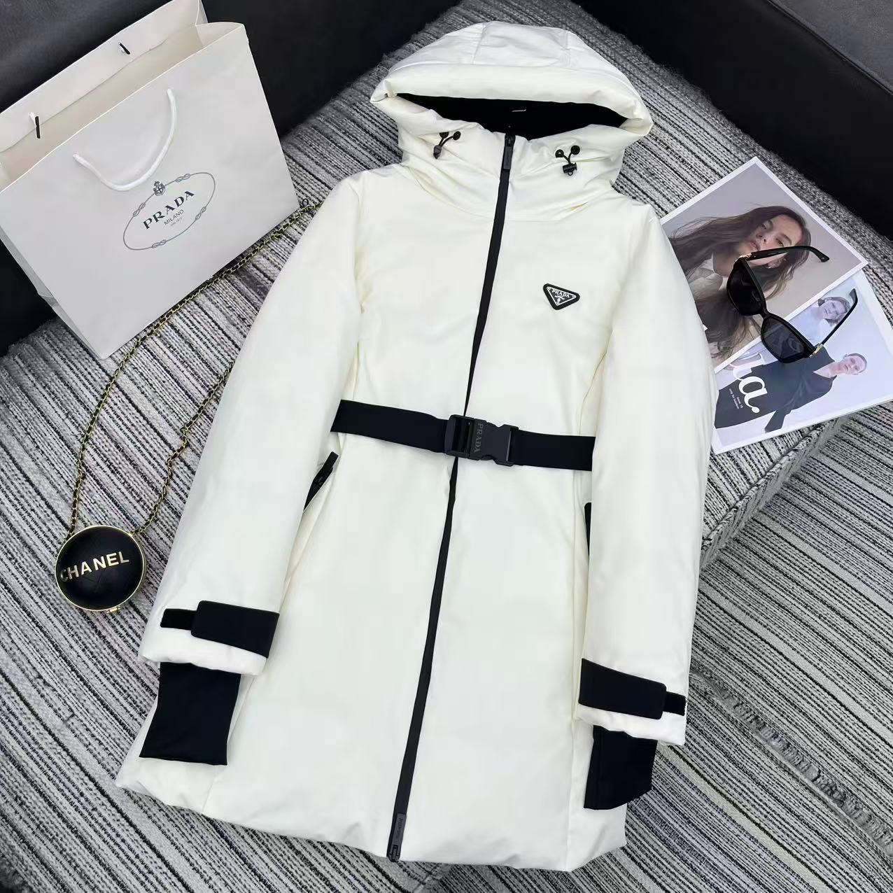 프*다 신상 후드 하프 다운코트