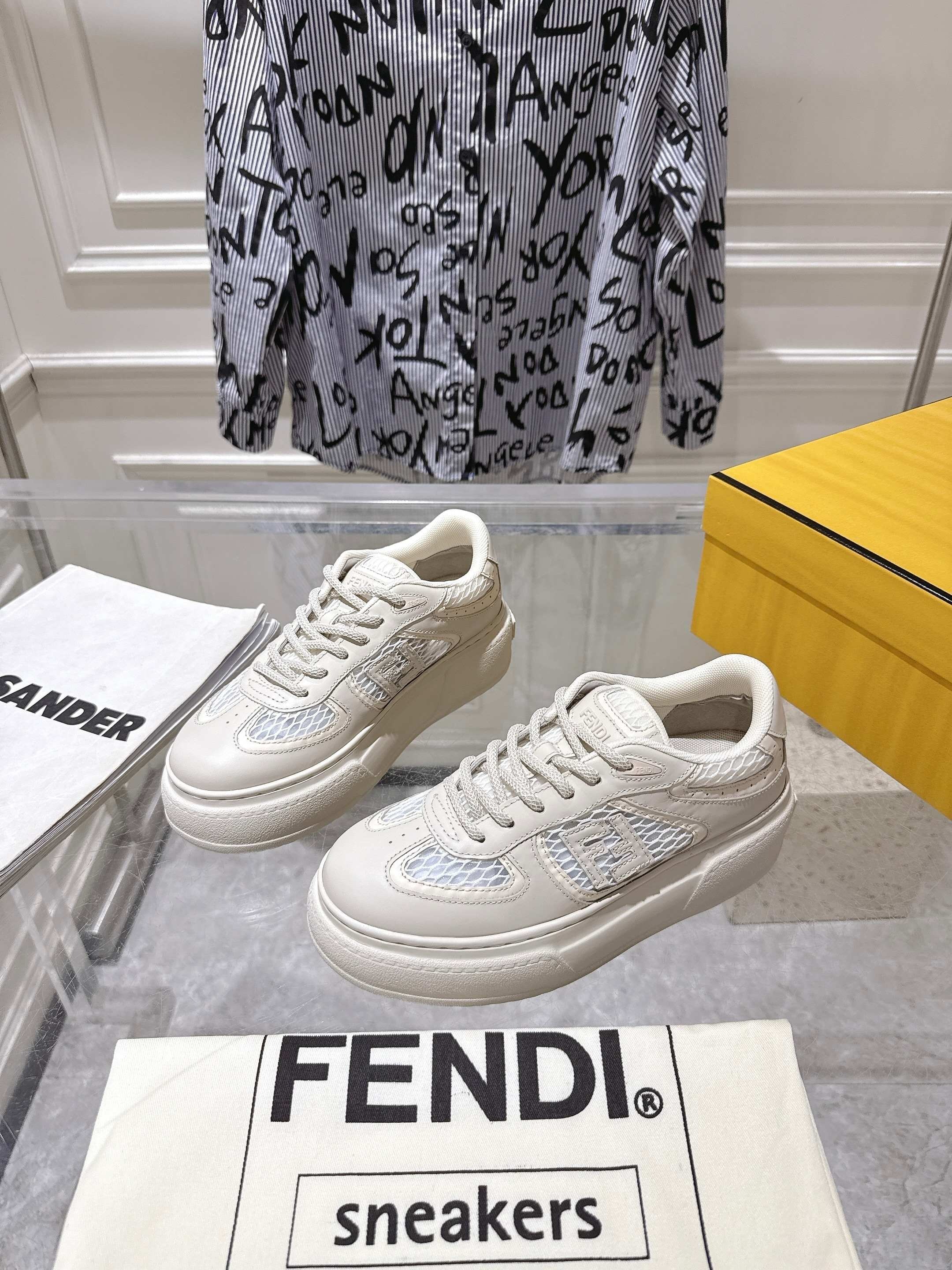 펜* 25년 신상 통굽 스니커즈