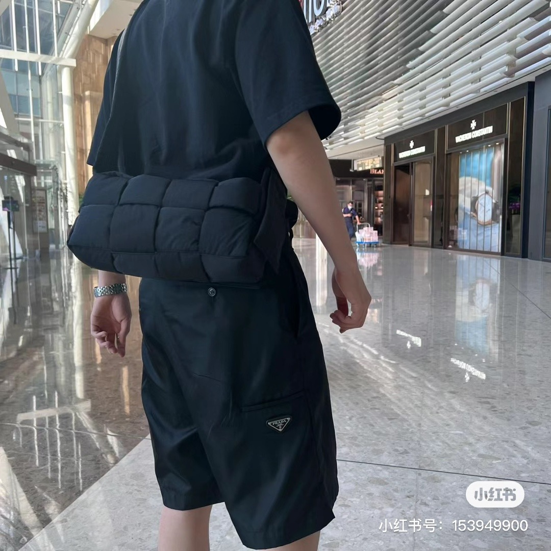 프*다 22SS 신상 스포츠 5부 클래식 반바지