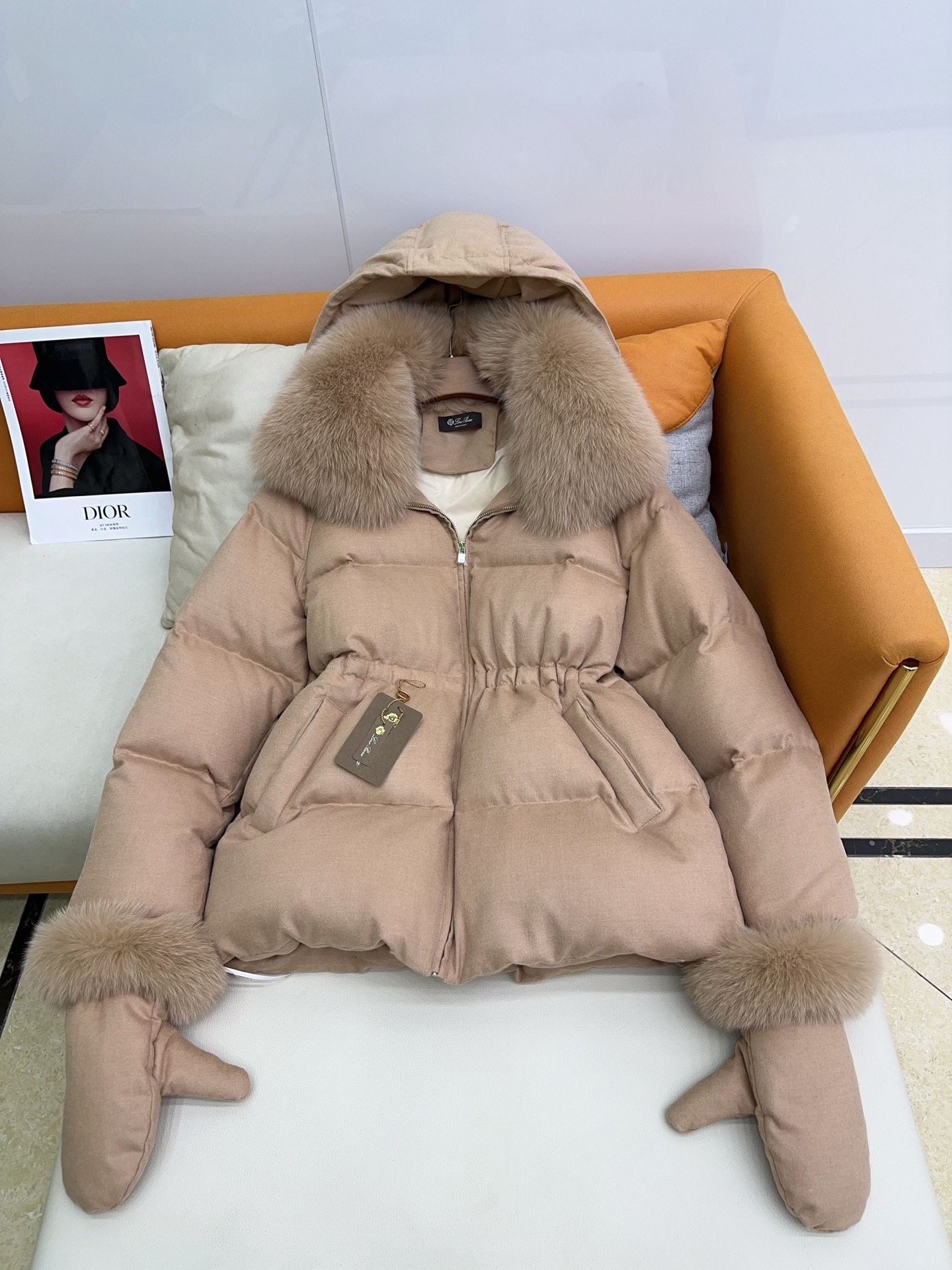 로*피아나 신상 구스 다운