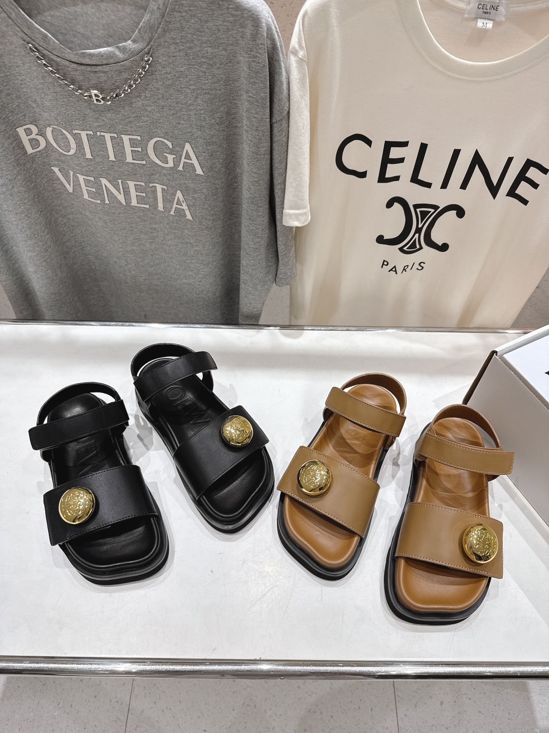 로*베 25/ss 신상 빈티지 플랫 비치 통굽 샌들