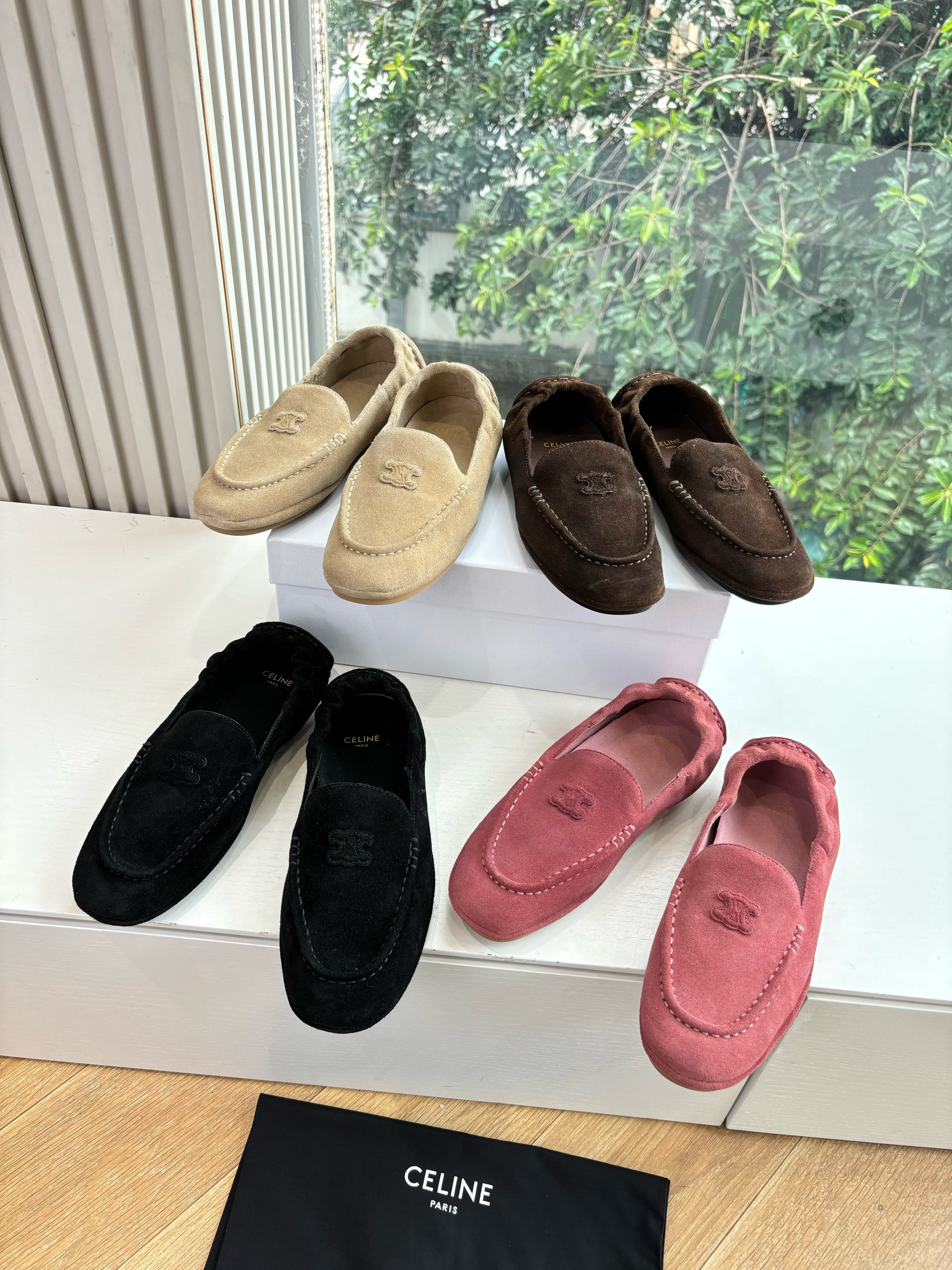 셀*느 25 신상 로퍼