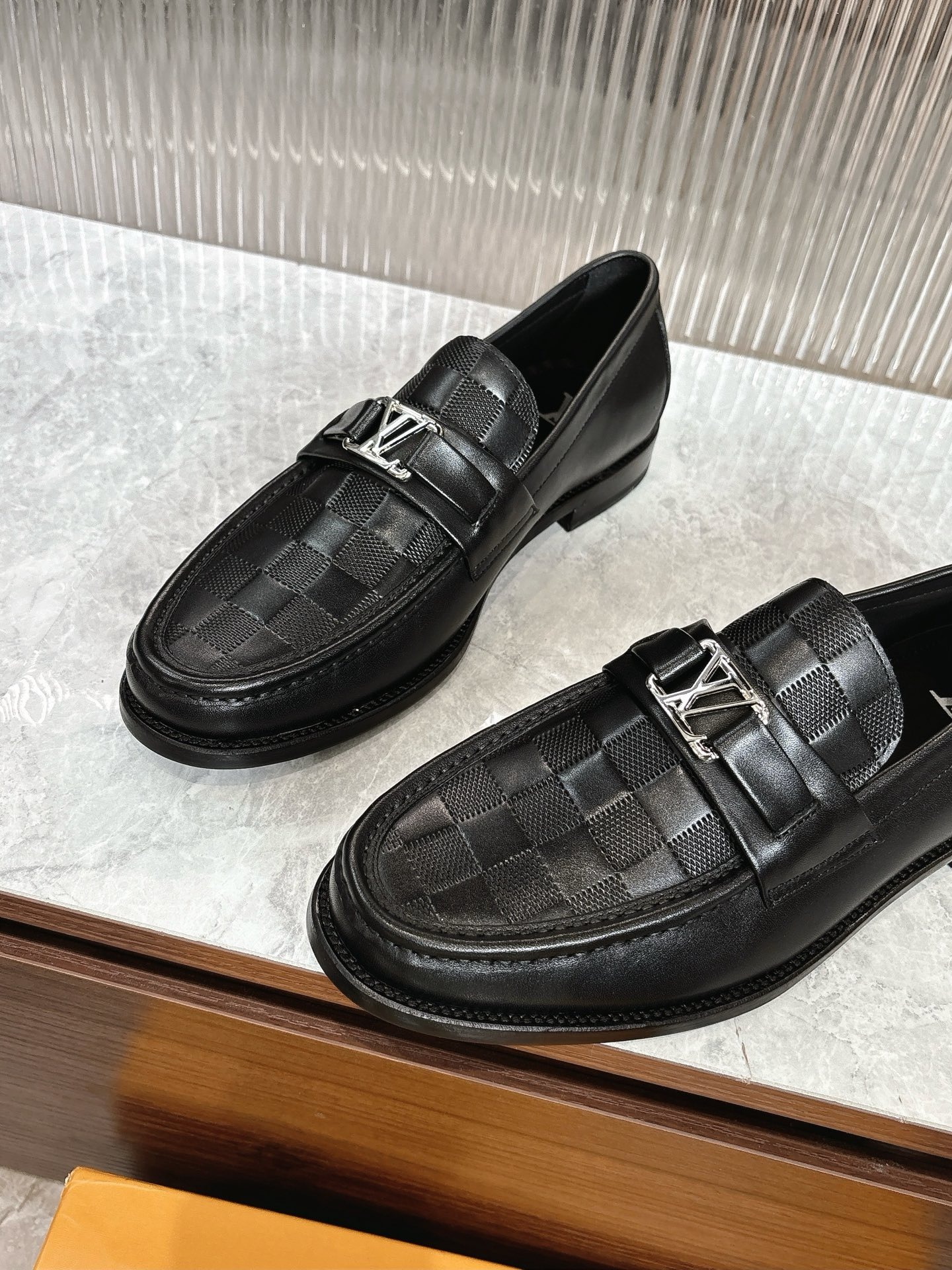 루*비통 오리지널 고품질 클래식 로퍼