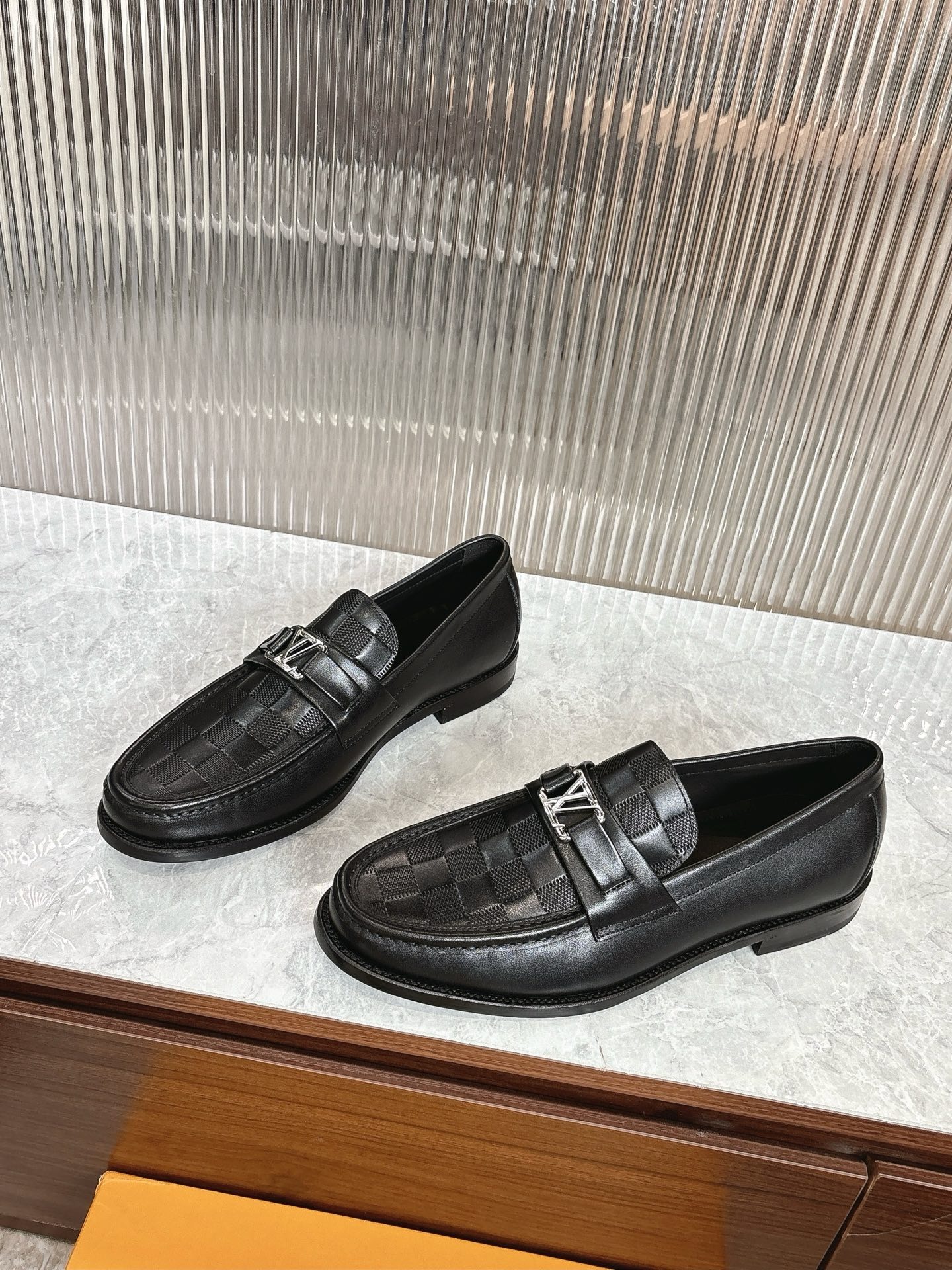 루*비통 오리지널 고품질 클래식 로퍼