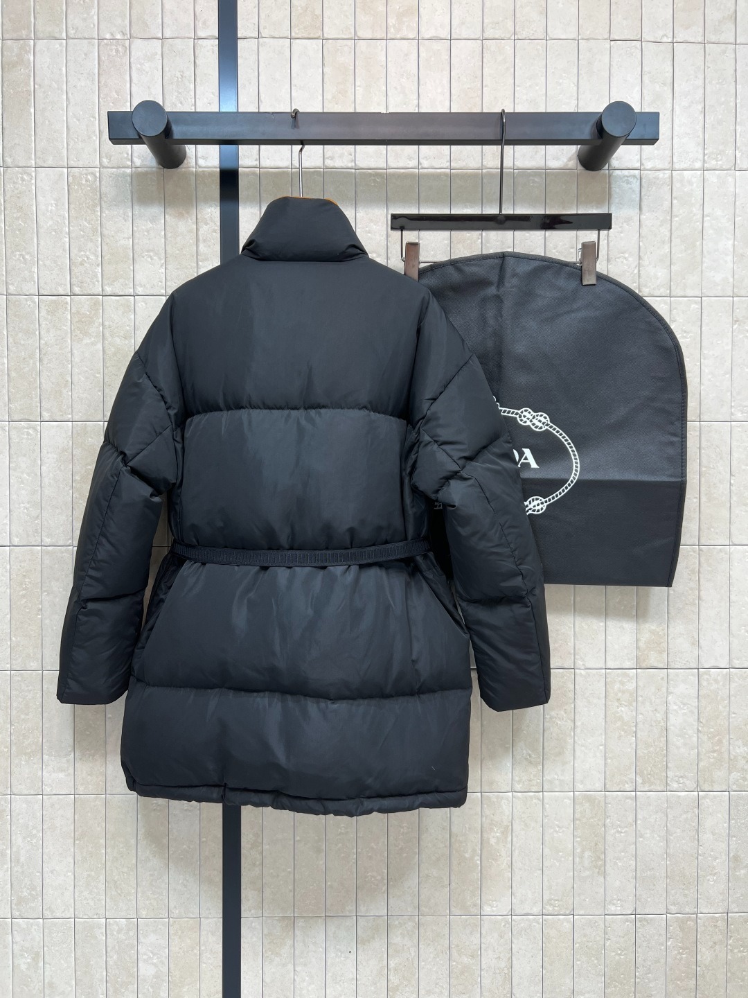 프*다 신상 하이넥 조거 미들다운