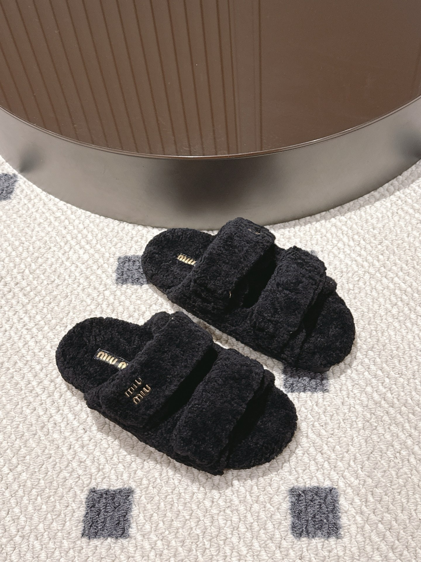 미*미* 양털 슬리퍼