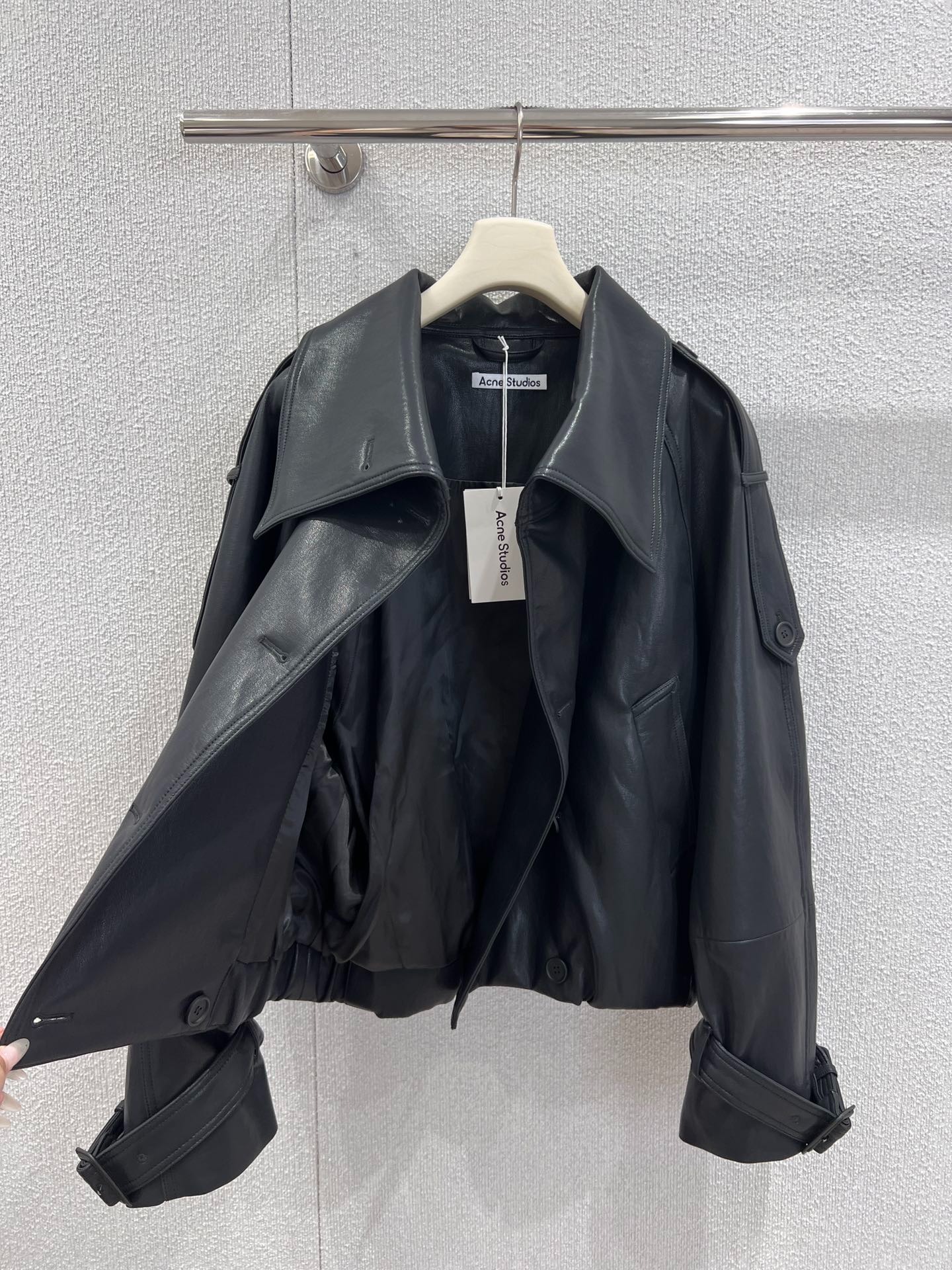 아*네 스튜디오 25FW 신상 빈티지 빅 터틀넥 가죽