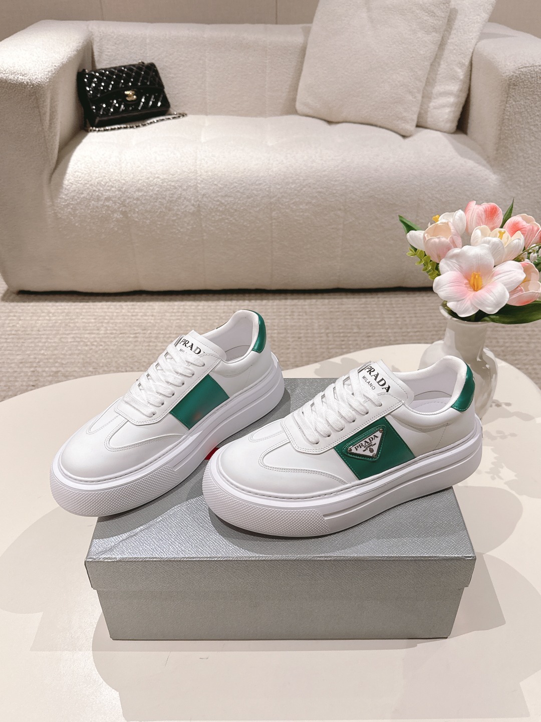 프*다 신상 커플 스니커즈