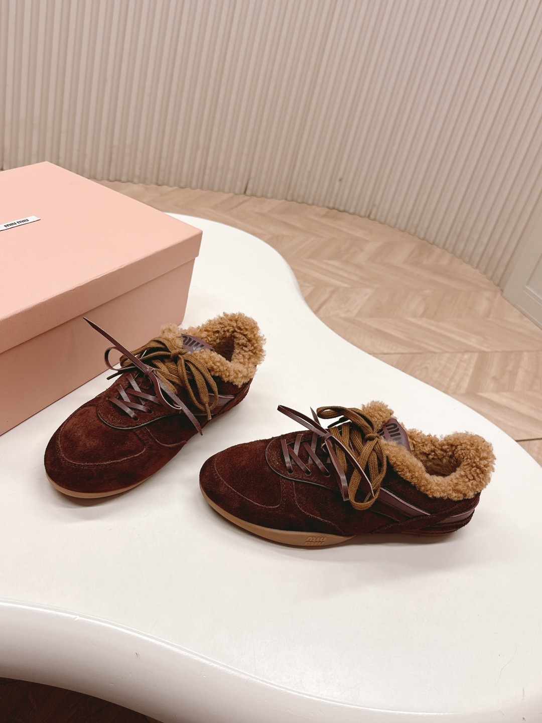 미*미* 신상 캐주얼 트레이닝화