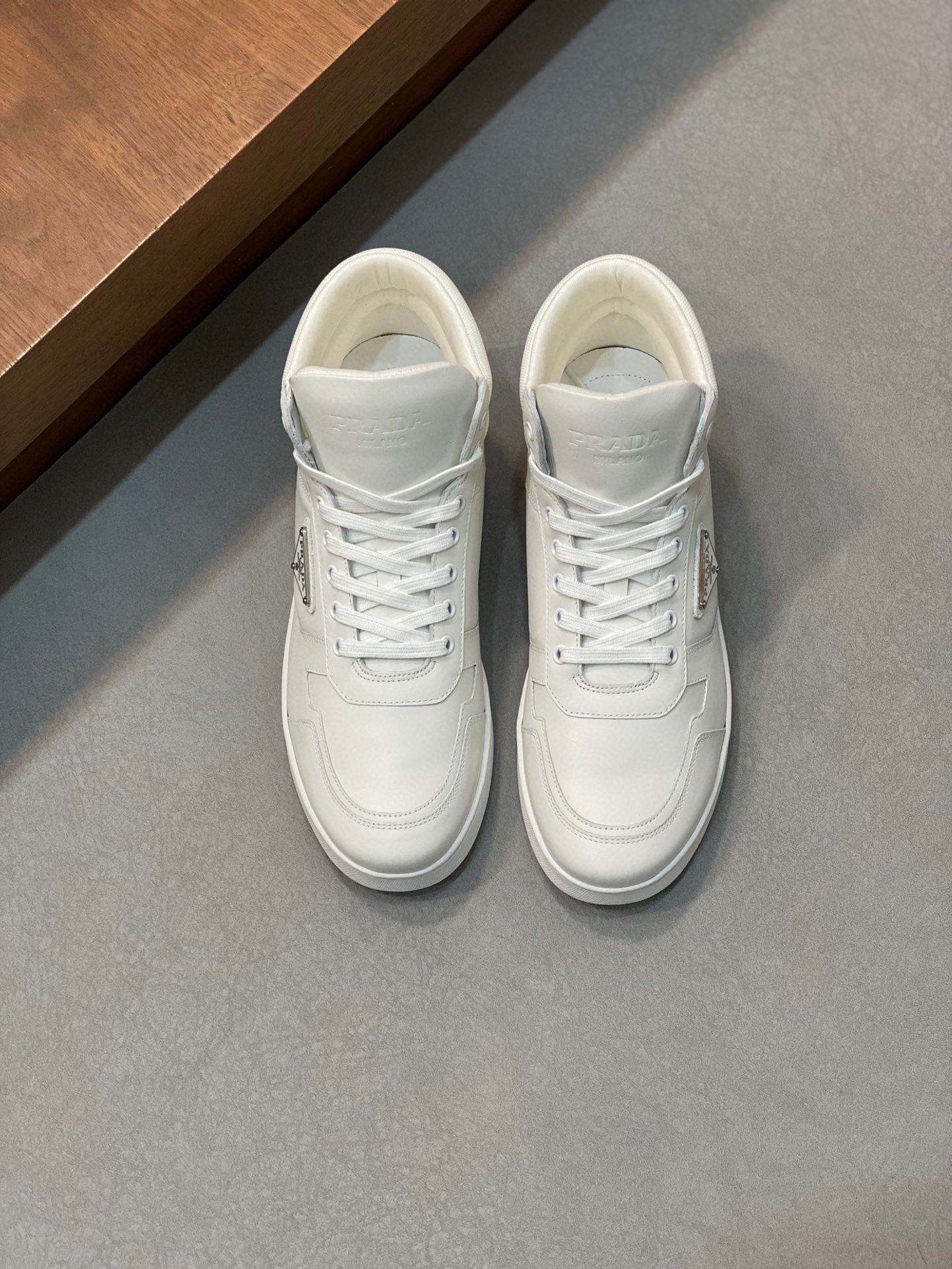 프*다 디스트릭트 하이탑 남성 스니커즈