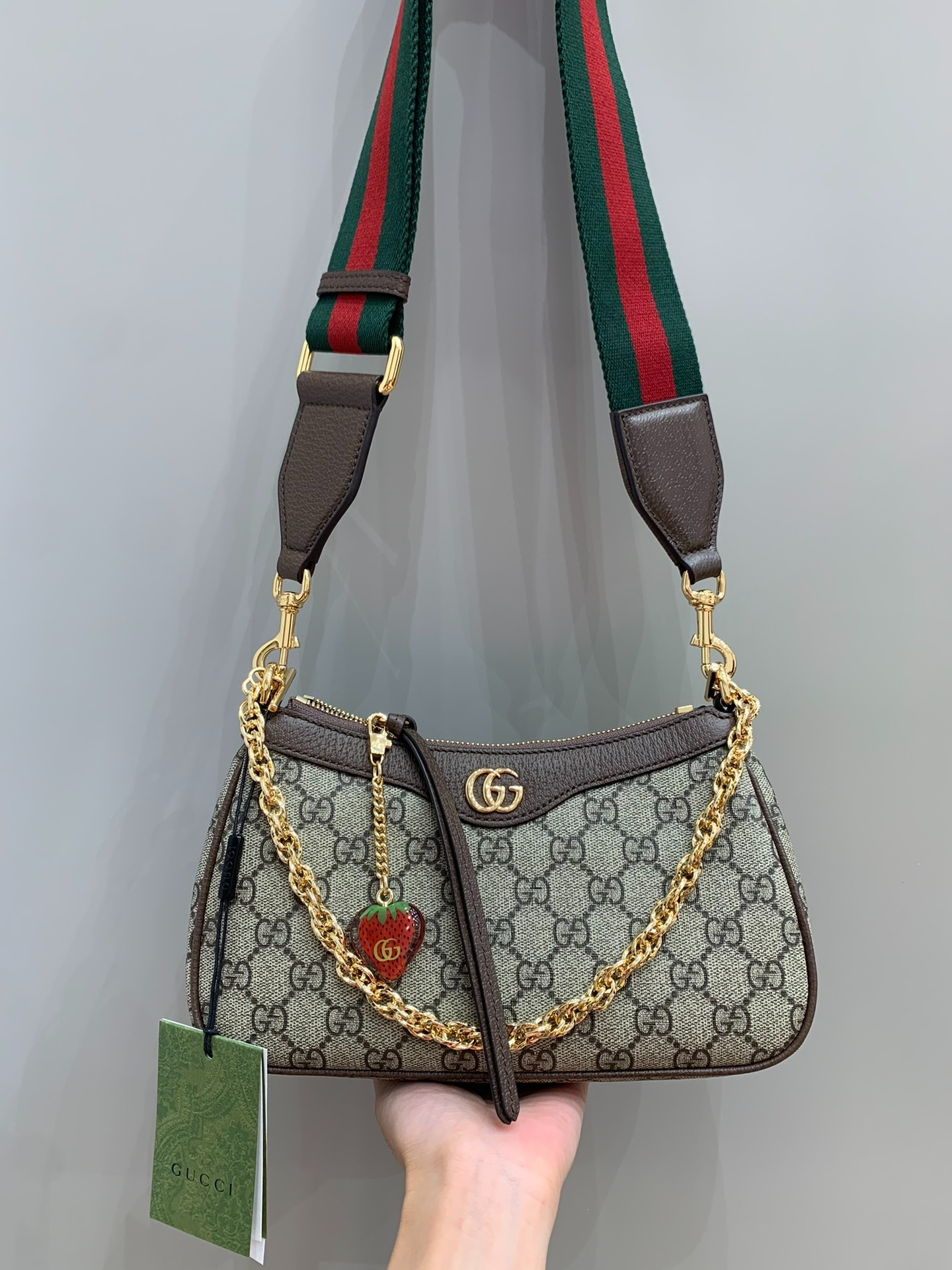 구찌 오피디아 딸기 체인백