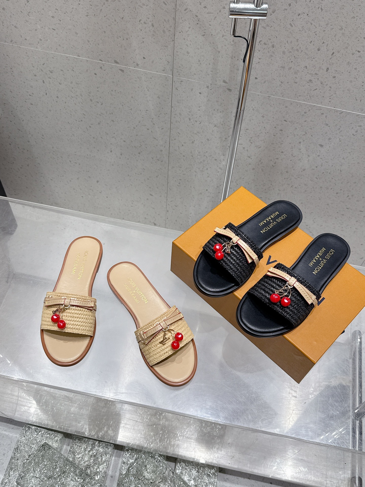 루*비통 25/ss 신상 플랫 슬리퍼