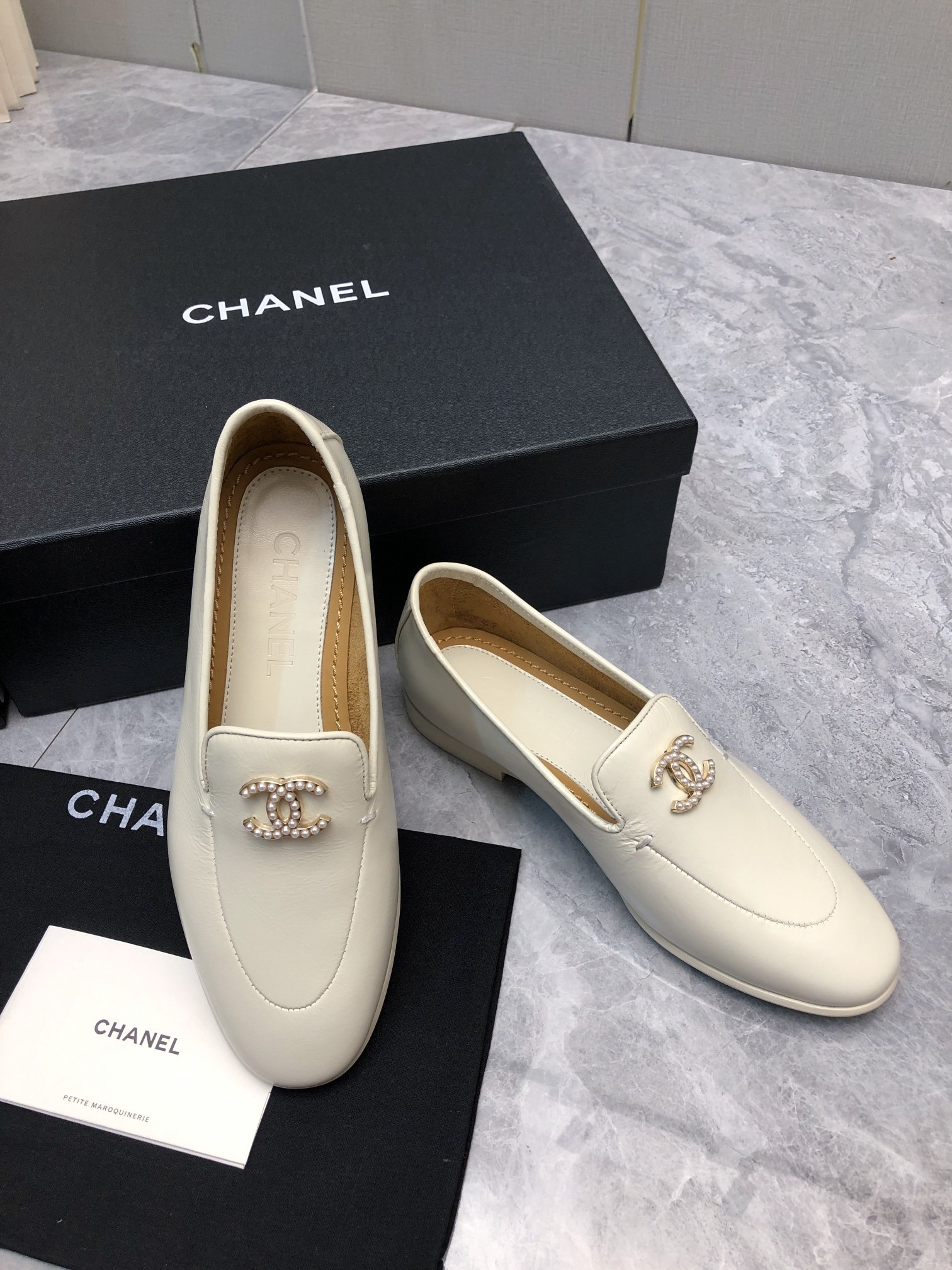 샤* 가을 신상 클래식 로퍼