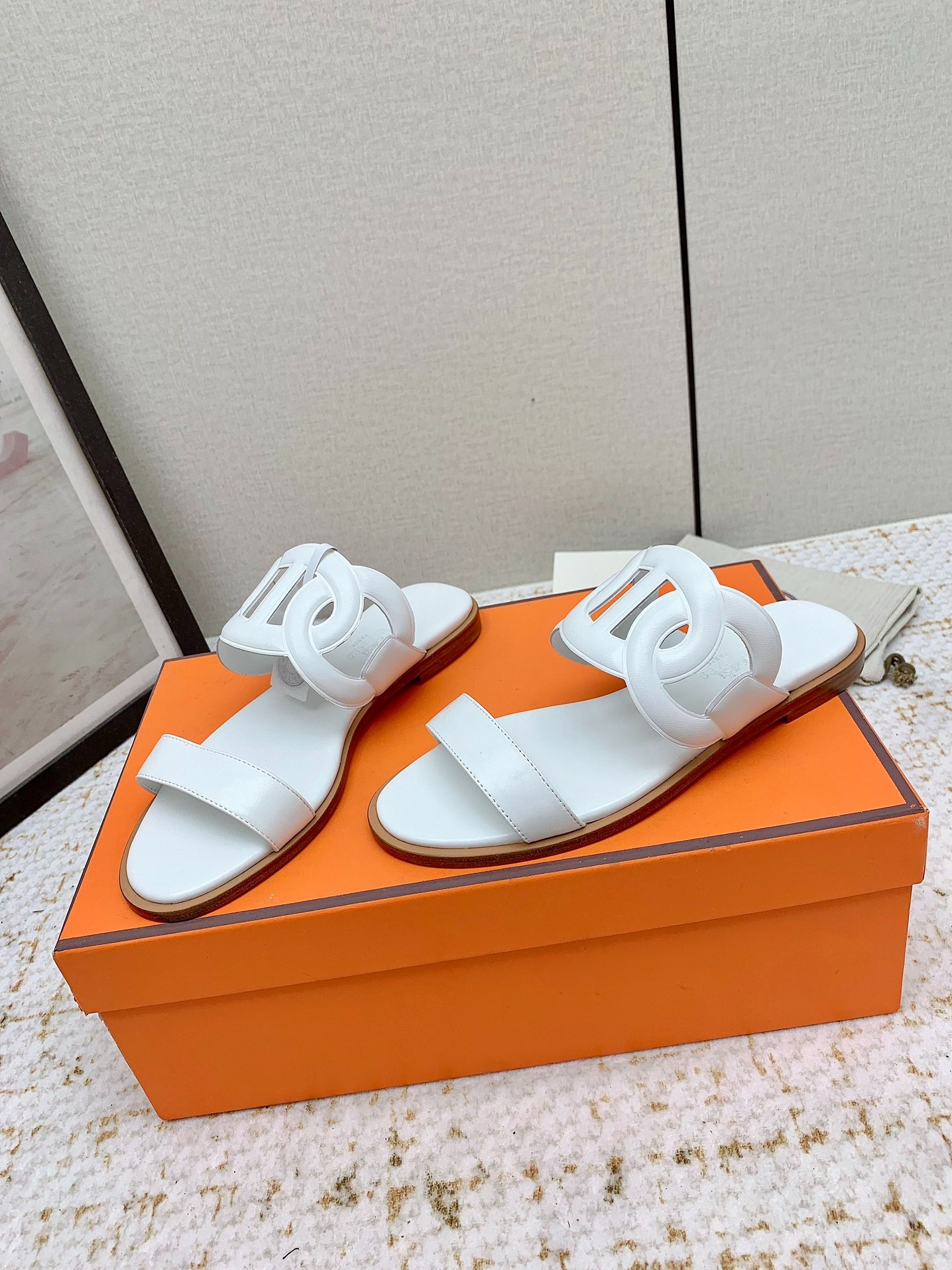 에*메스 2025 여름 신상 슬리퍼