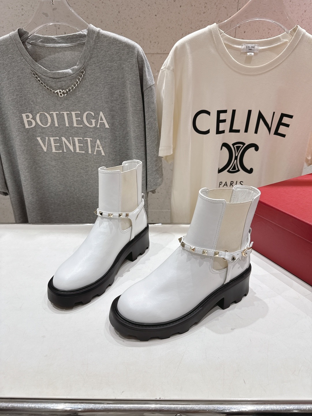 발*티노 25ss 신상 첼시 부츠