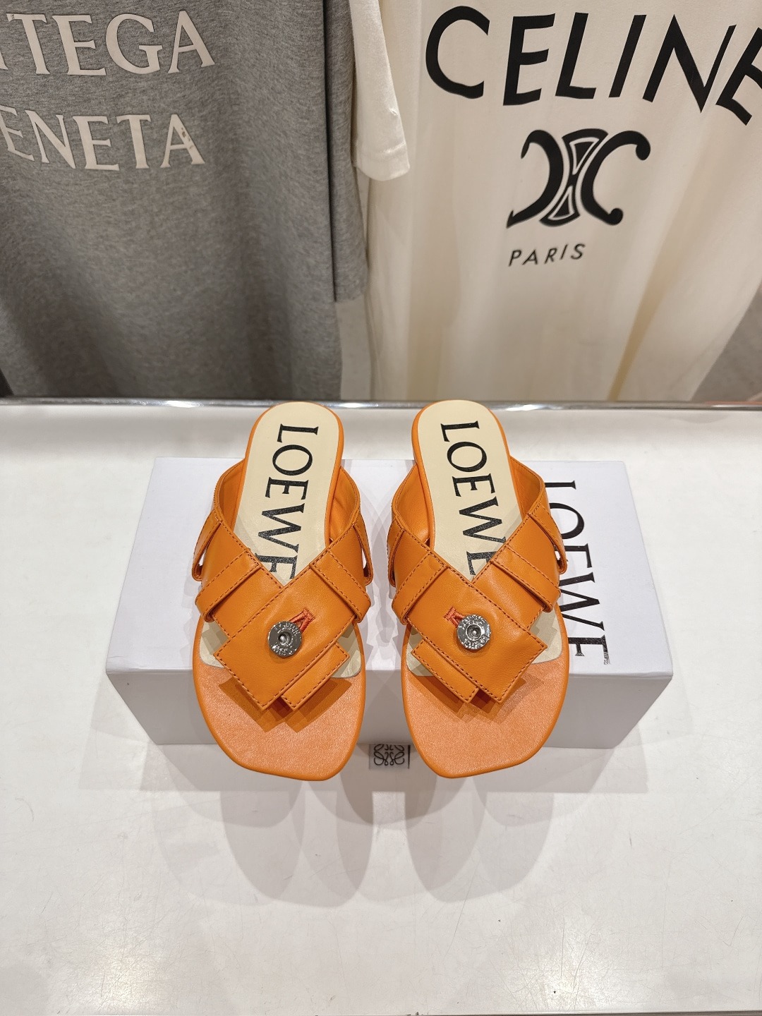 로*베 2025/ss 신상 플랫 조리