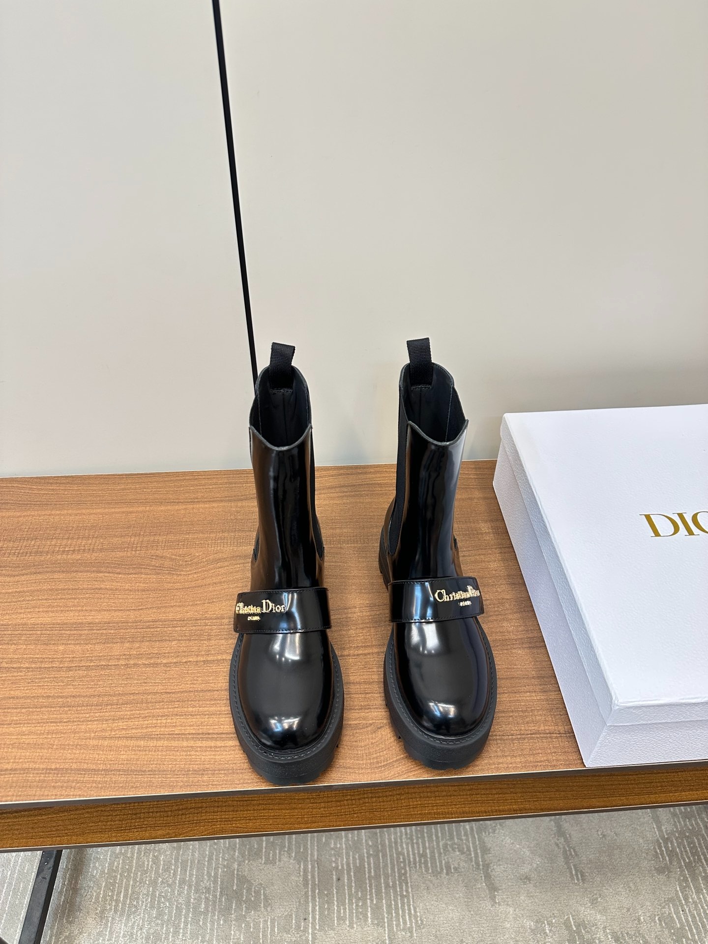 디* 25ss 신상 첼시 부츠