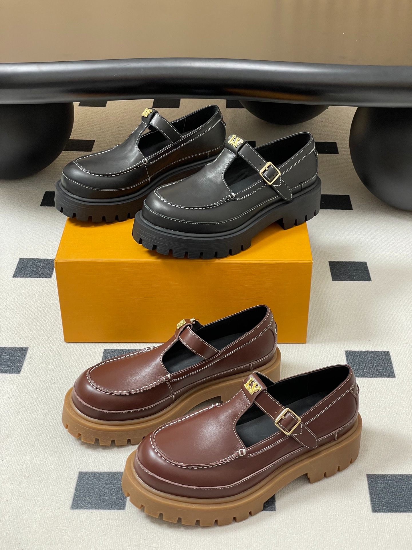 루*비통 25Ss 신상 클래식 로퍼