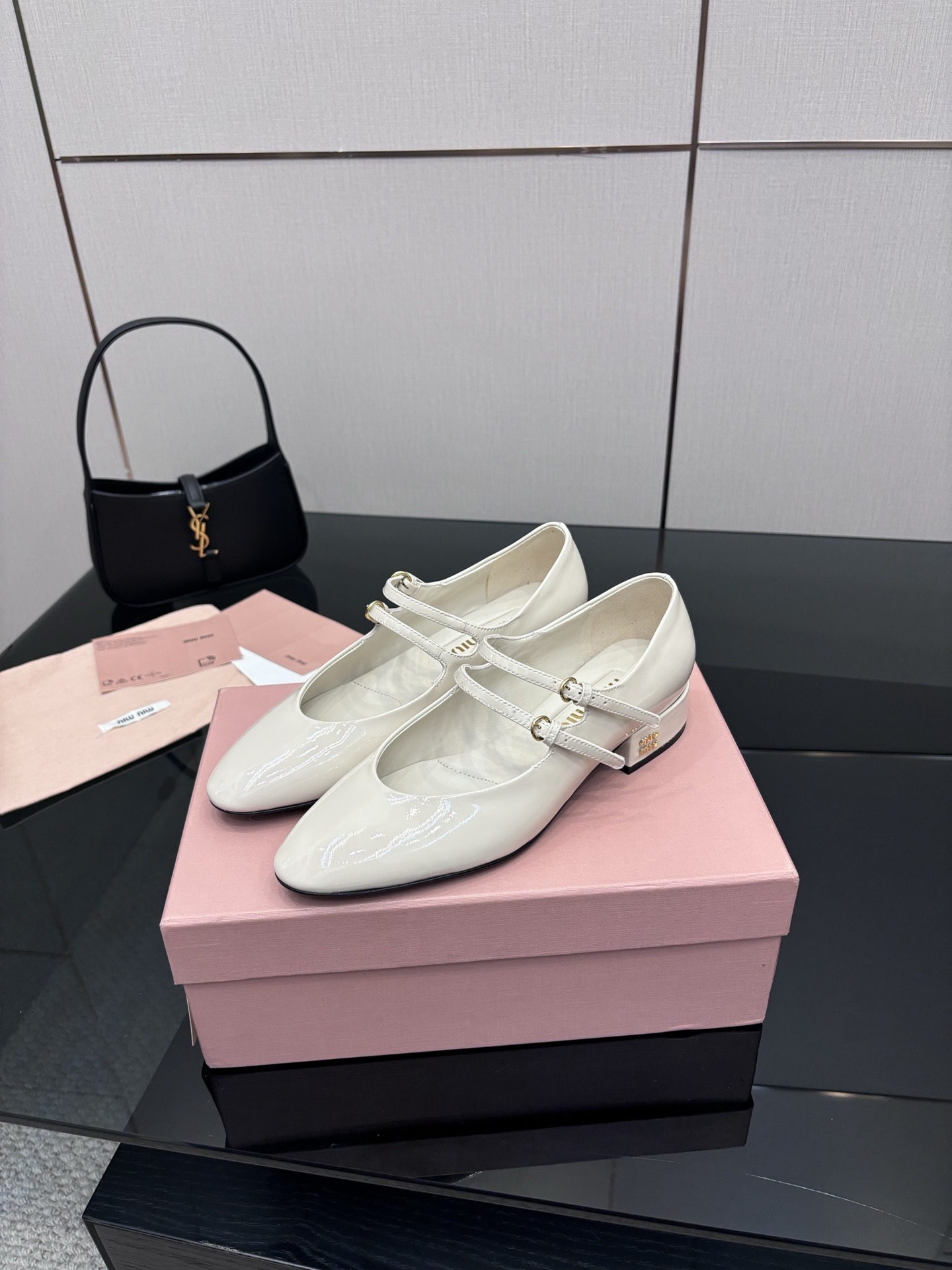 미*미* 25 신상 단화