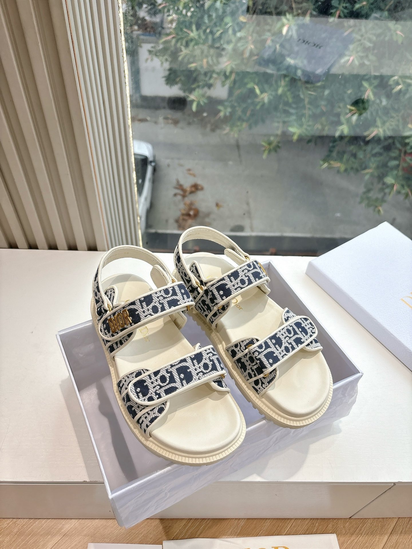 디* 25 이른 봄 신상 뮬 샌들