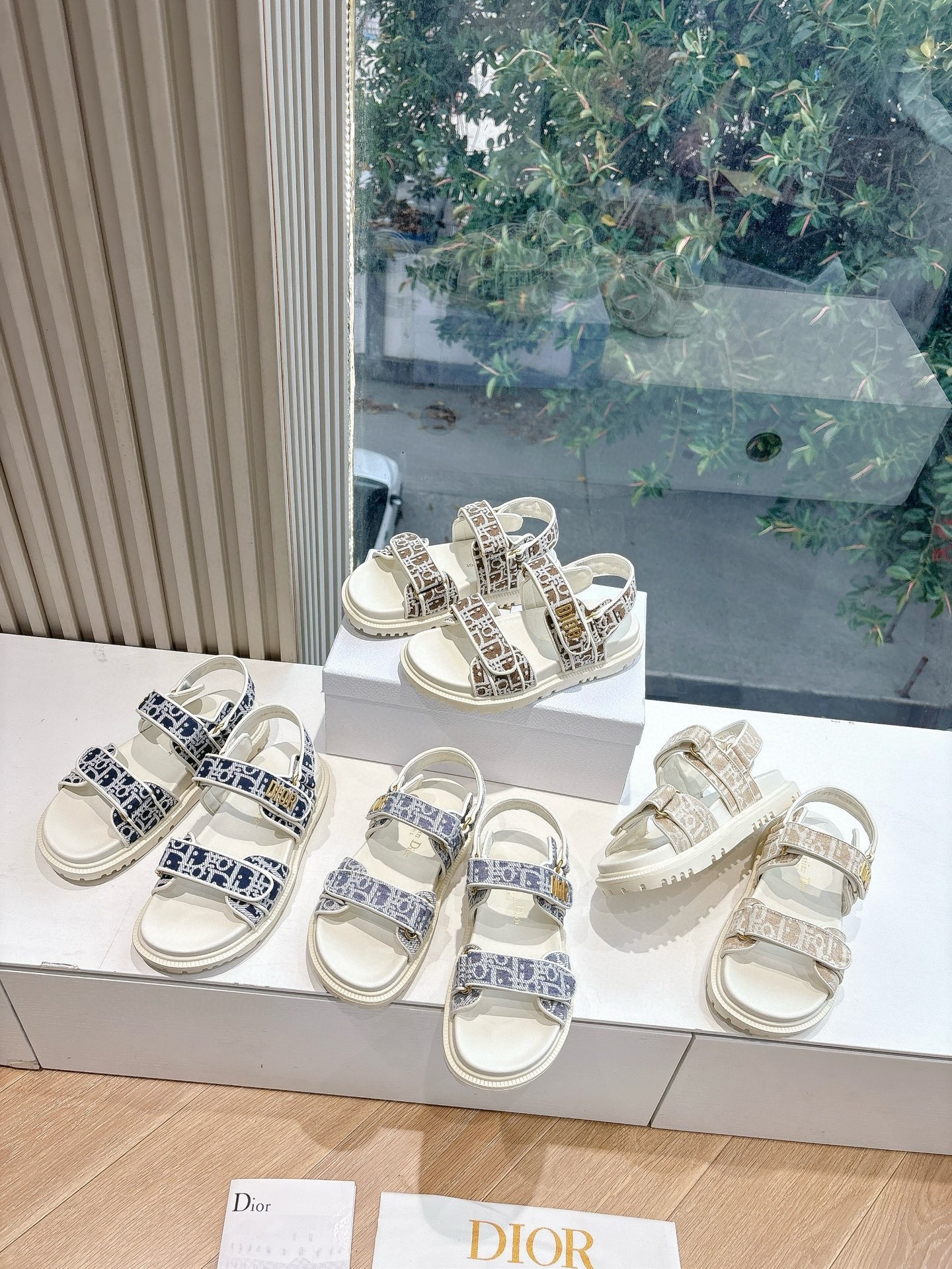 디* 25 이른 봄 신상 뮬 샌들